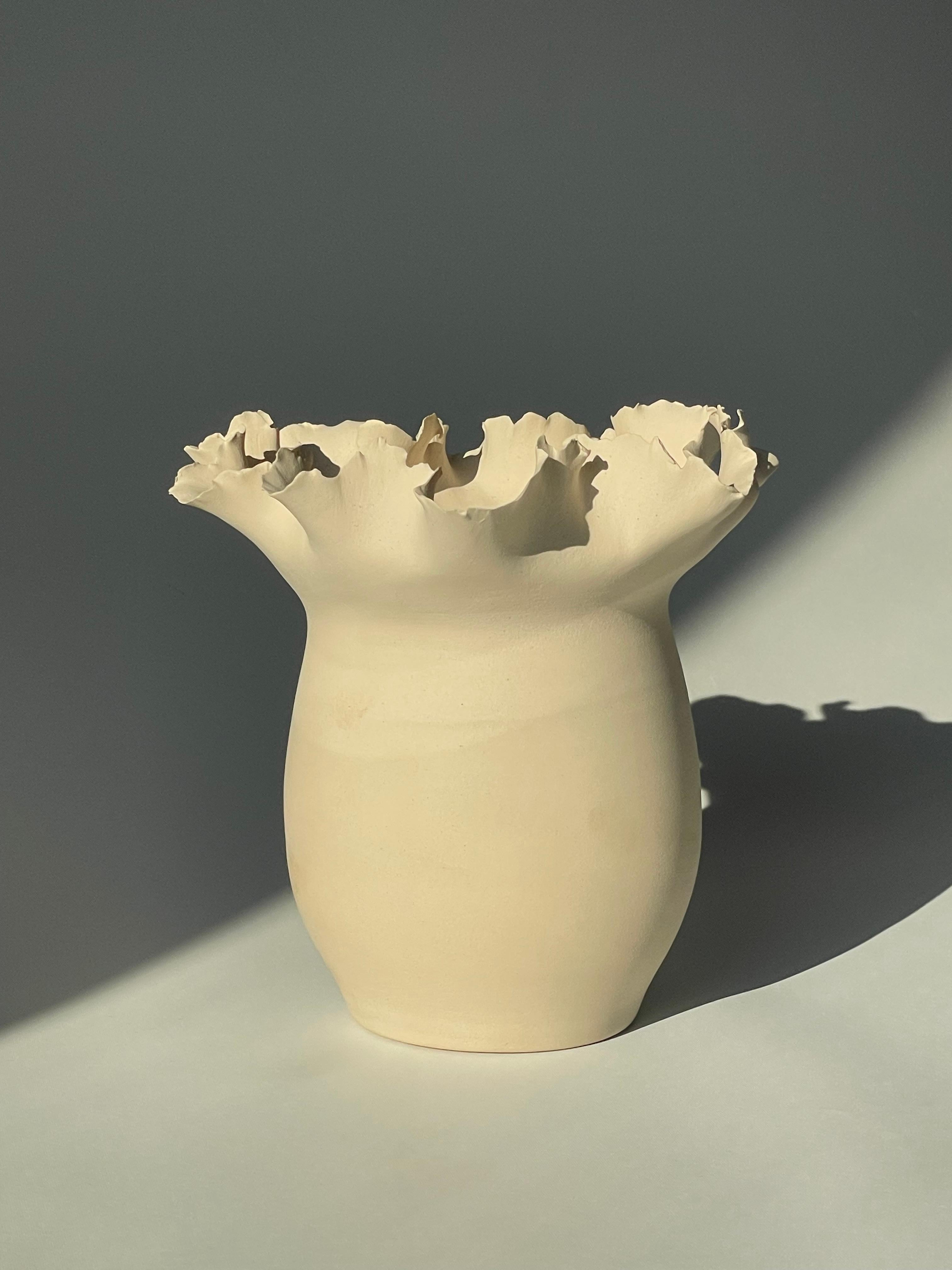 Contemporary Ceramic Waved Flower Rim Pottery Grey Drip Vase Planter - FD21 Clay 6