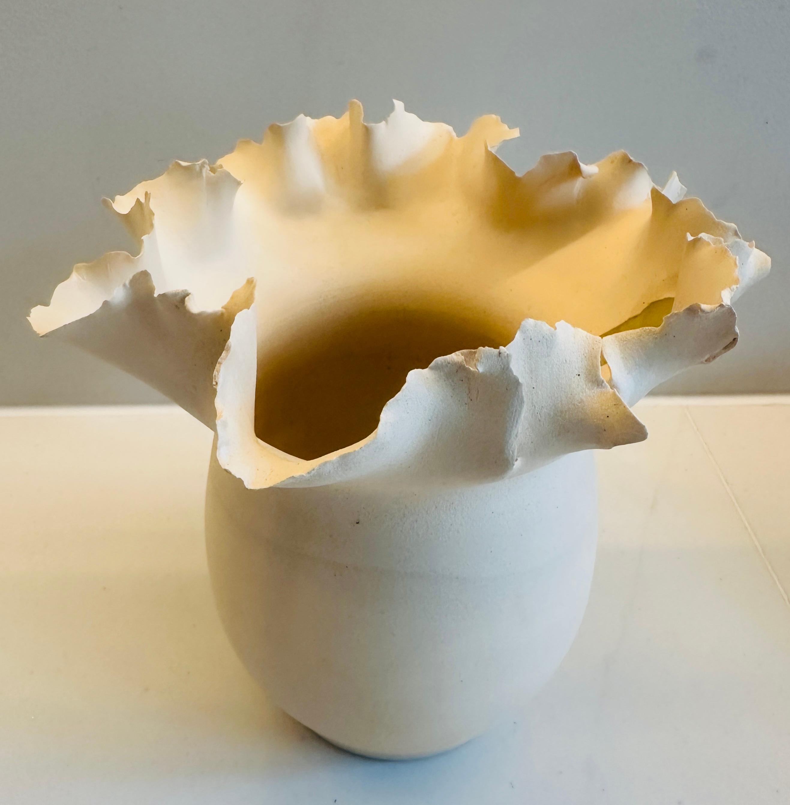 Contemporary Ceramic Waved Flower Rim Pottery Grey Drip Vase Planter - FD21 Clay In New Condition In London, England