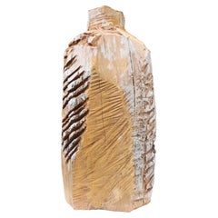 Sculpture contemporaine en bois sculpté représentant des tronçonneuses 009 par Studio Melrose