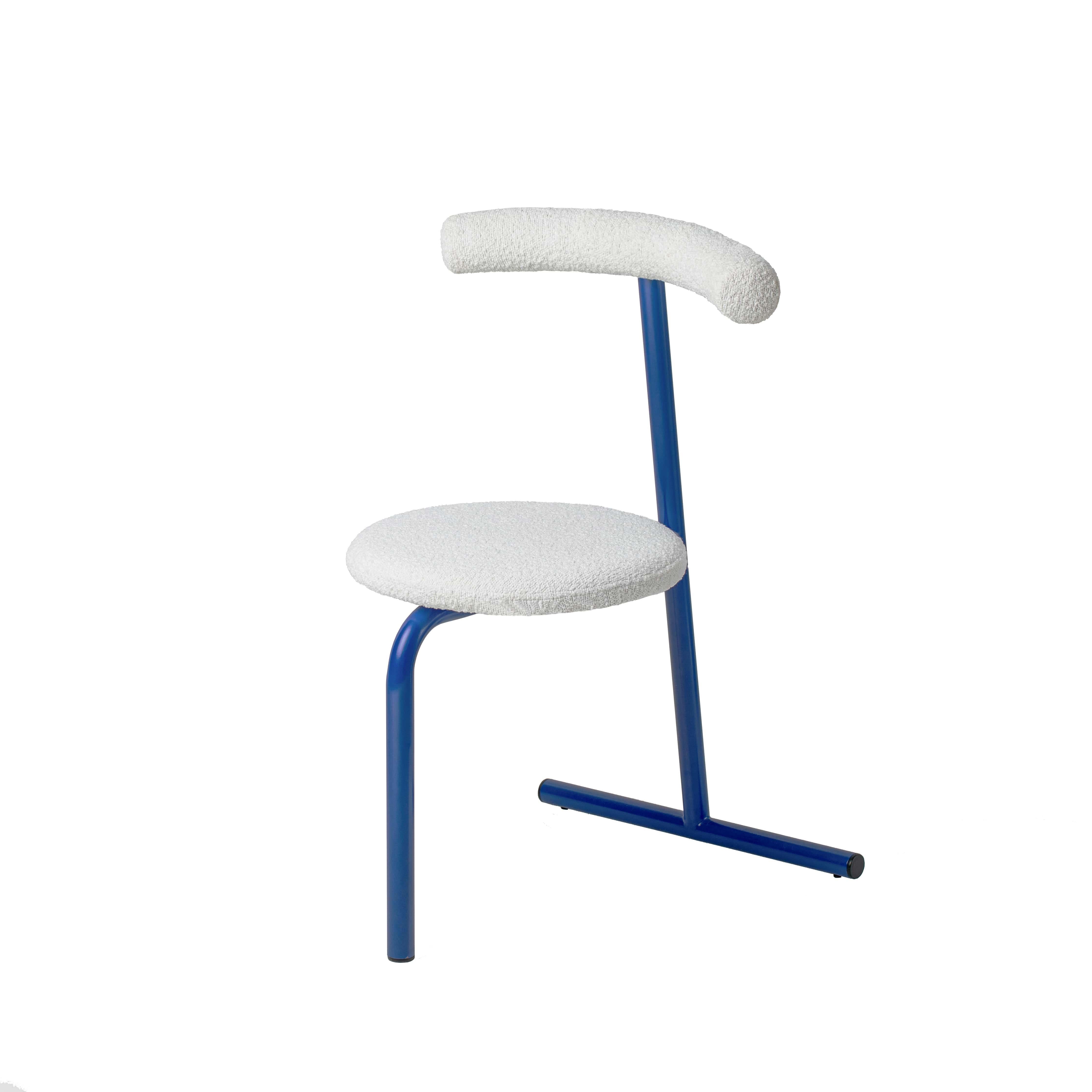 Silla contemporánea 'Eater Tapizada' by Oitoproducts Ucraniano en venta