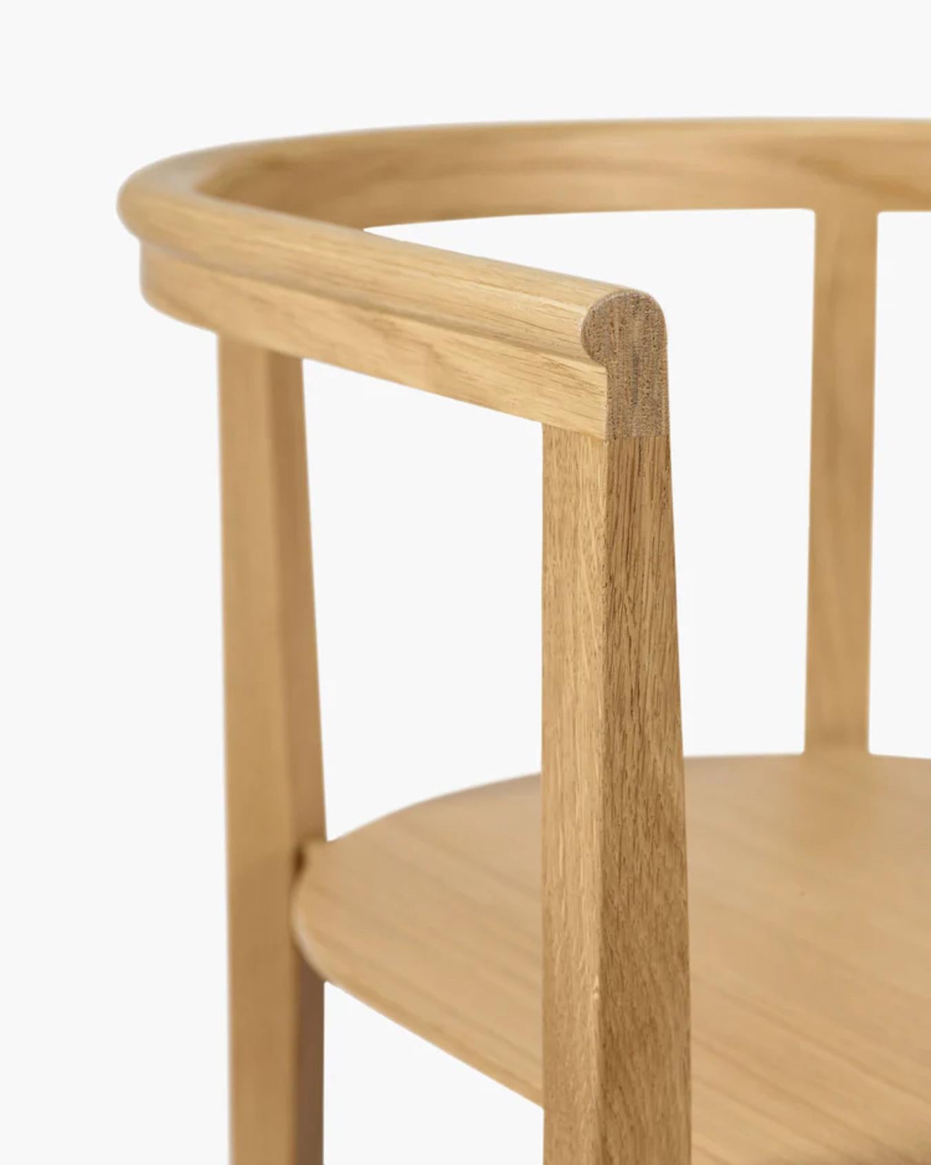Contemporary Chair 'Elé' by Ann Demeulemeester, Oak Natural (in stock) In New Condition For Sale In Paris, IDF