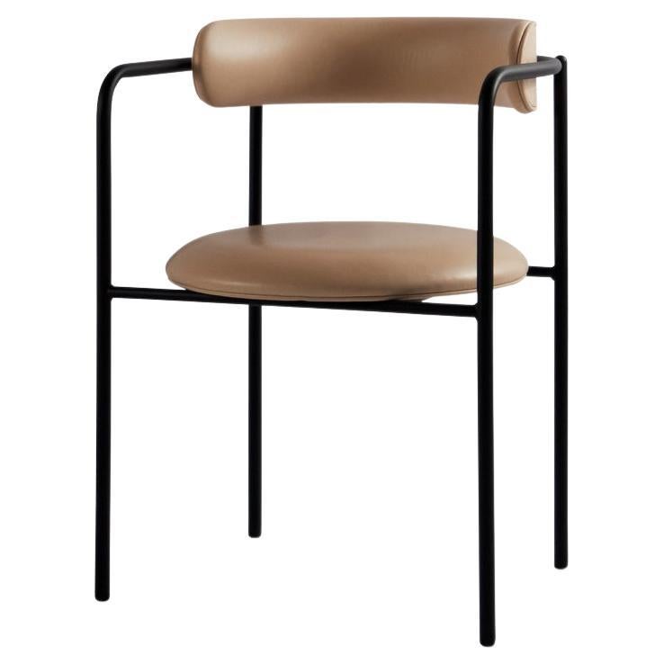 Chaise contemporaine 'FF 4 pieds', cadre noir, cuir Dakar, 0197 en vente