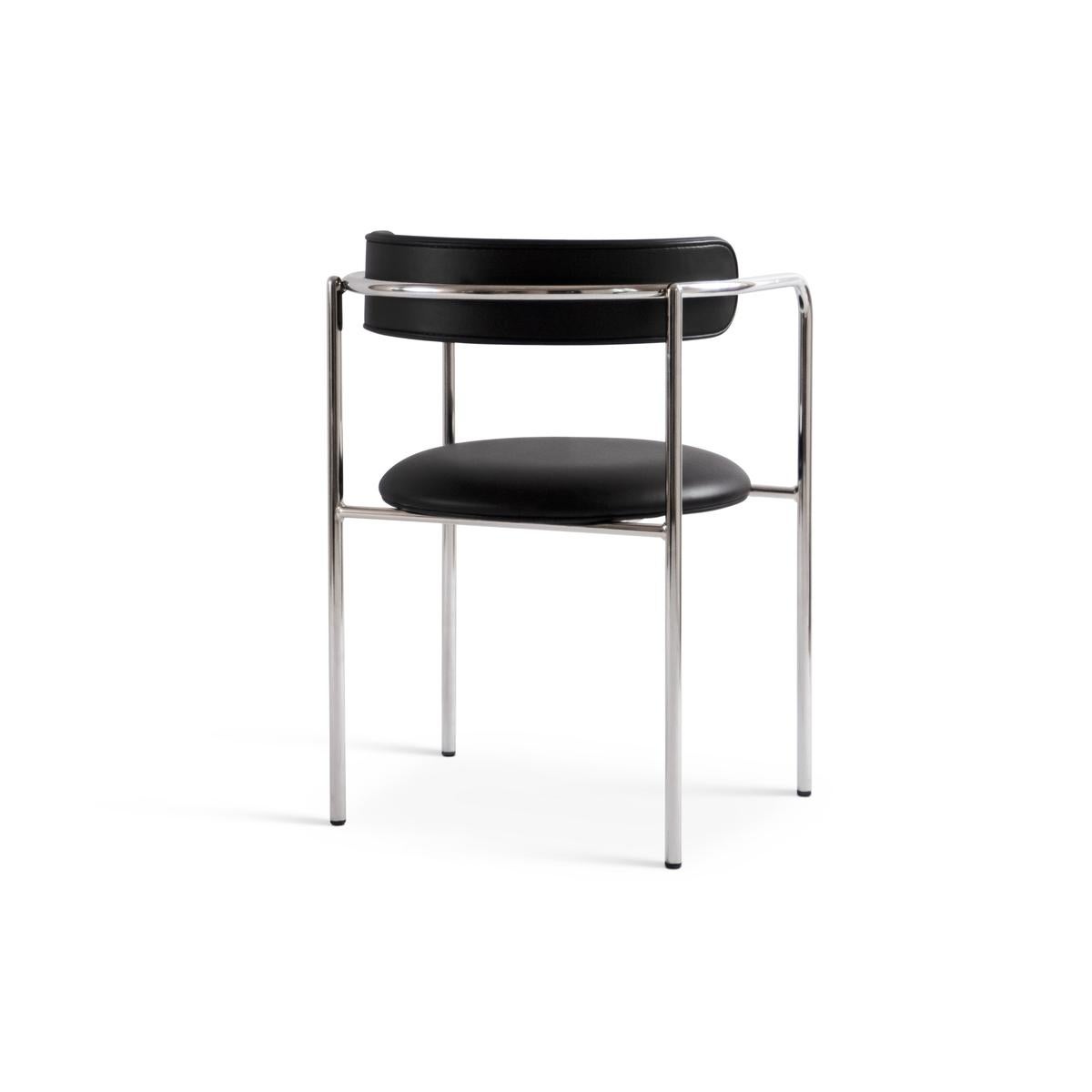 FF 4-legs, chair 
Design: Friends & Founders

Upholstery available in a wide range of fabrics and leathers
Model shown (fabric): Nevotex, Dakar 0842

Legs: 
4 legs or cantilever
Black steel or chrome

Back:
Rounded or cubic


Price may vary