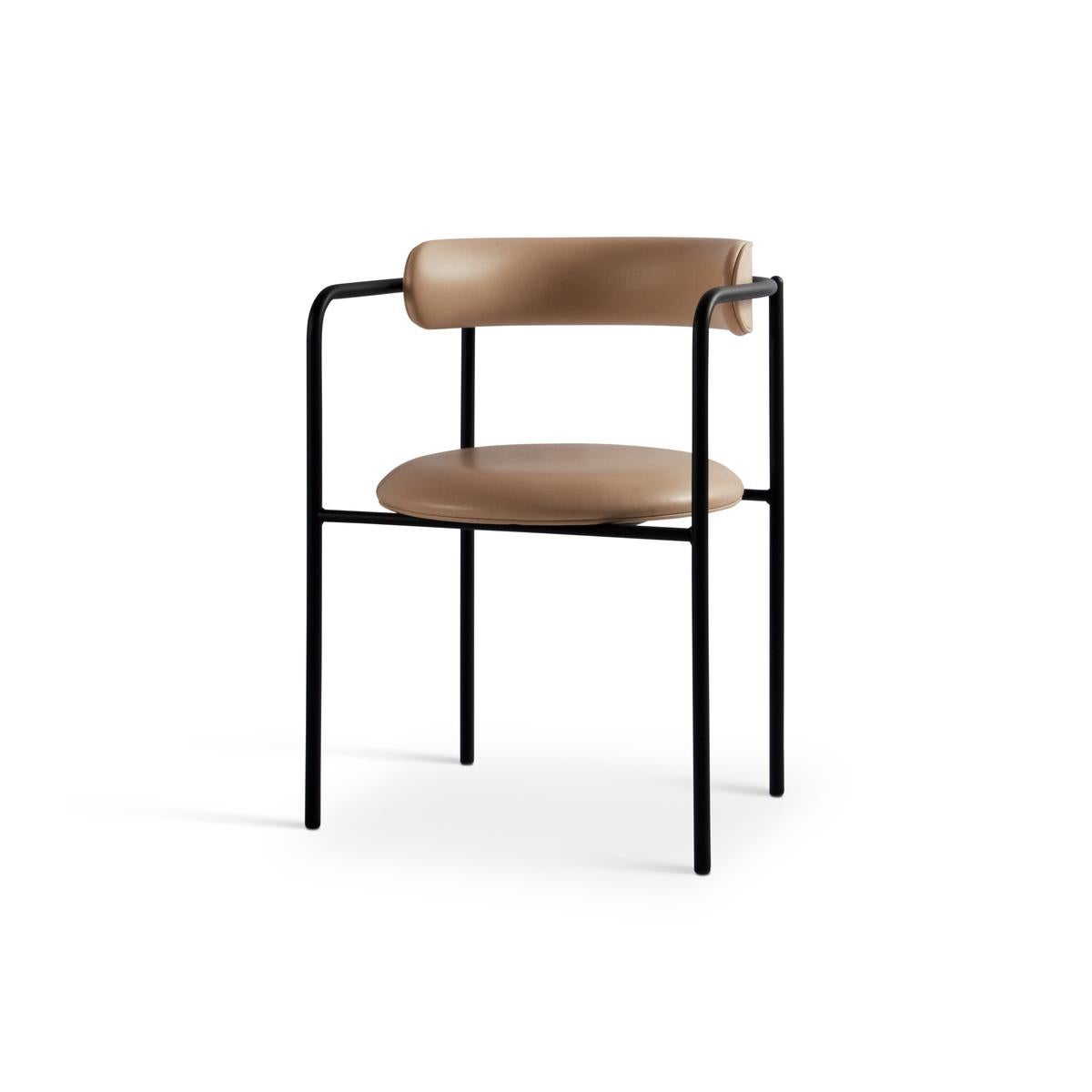 Contemporary Chair 'FF 4-Legs' Black Steel, Camel, Dunes Leather, 21004 For Sale 4