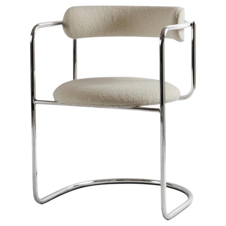 Chaise contemporaine 'FF Cantilever', A JOY, 001, pieds chromés en vente