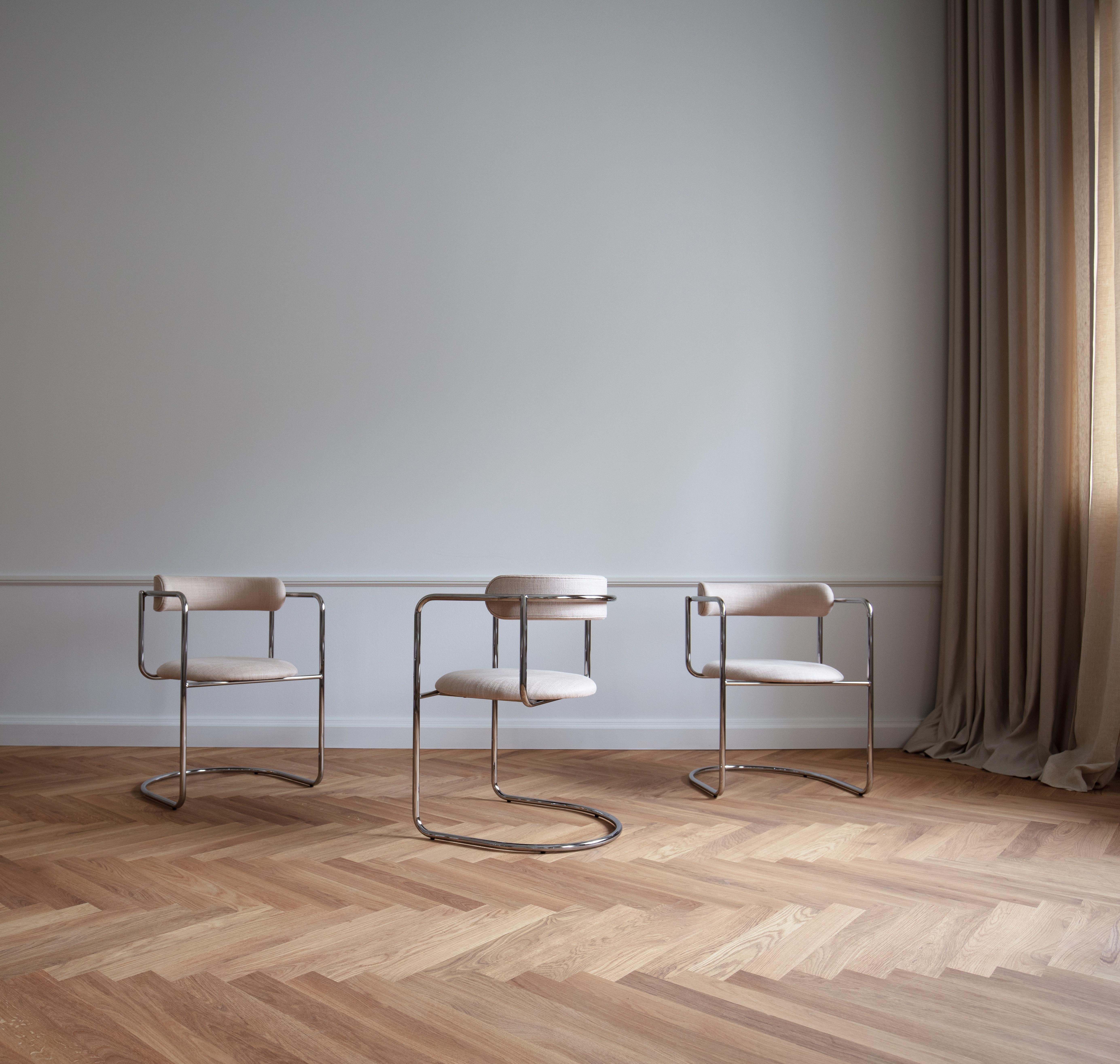 Contemporary Chair 'FF Cantilever' Cognac Leather, Chrome Legs For Sale 3