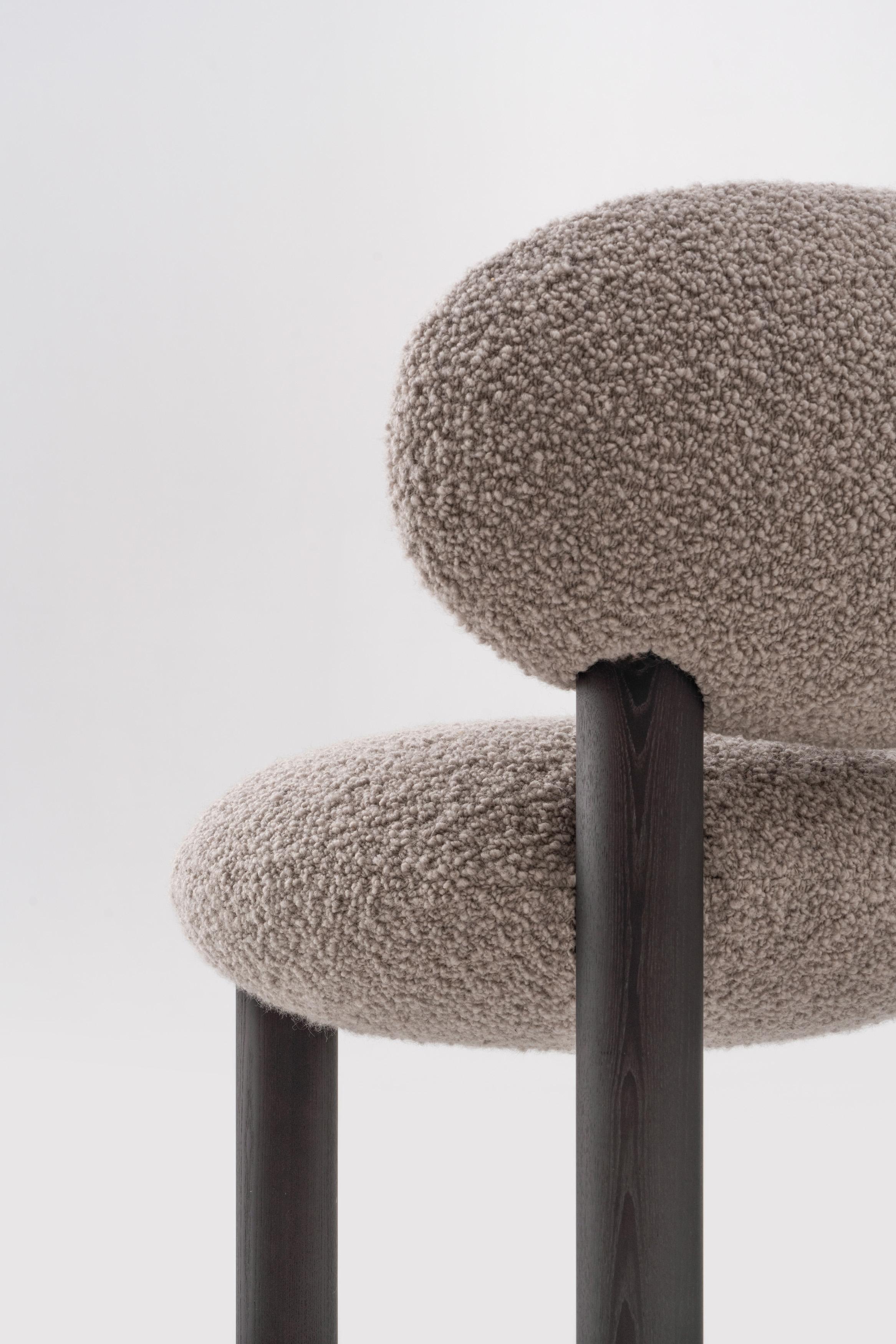 Organic Modern Contemporary Chair 'Flock CS2' by Noom, Black Legs + Nimbus 03 Fabric For Sale