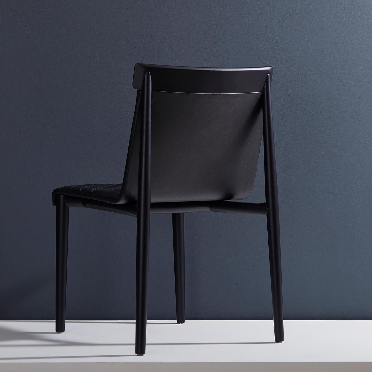 Chaise contemporaine en Wood Wood, revêtue de cuir ou de textile en vente 3