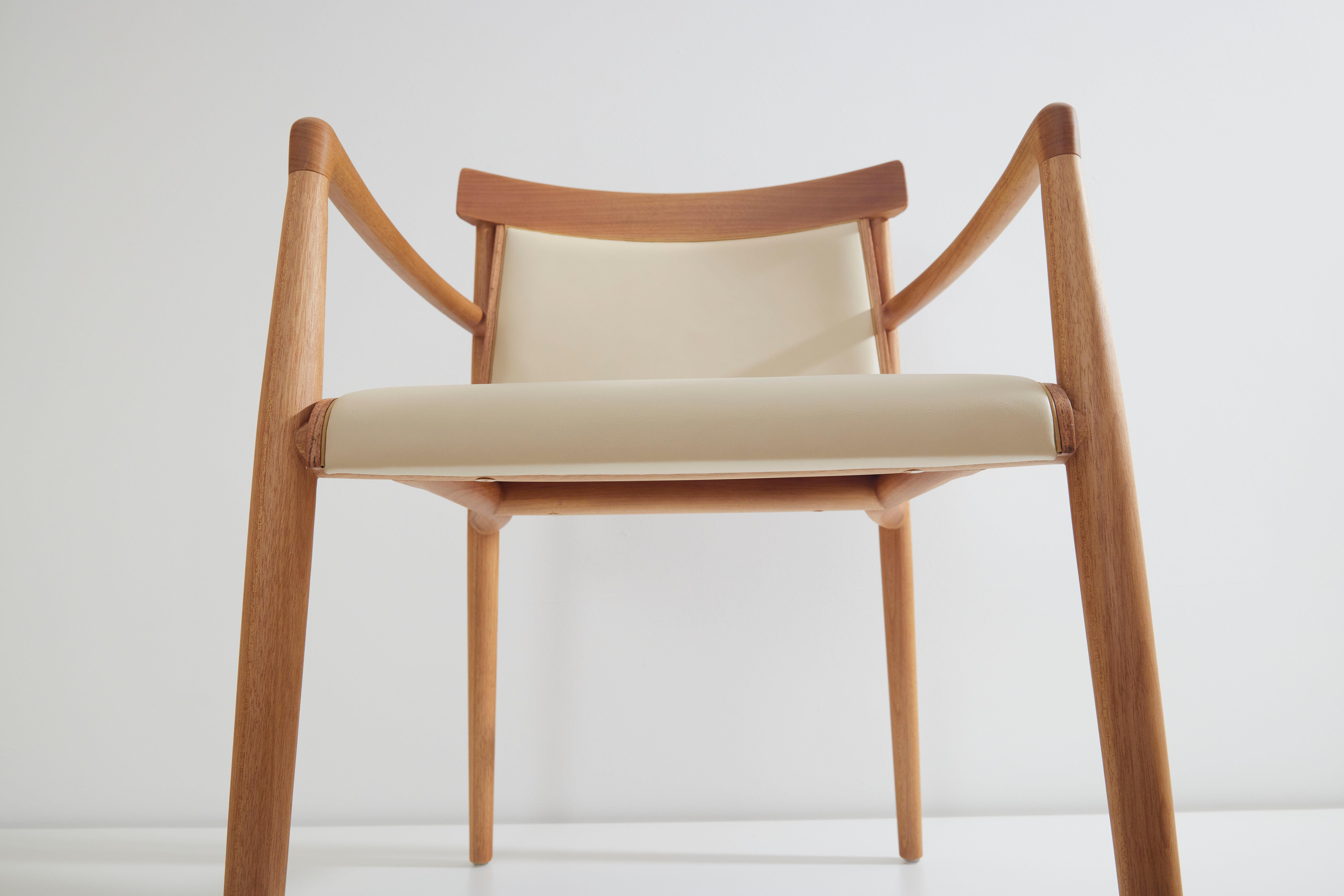 Contemporary Chair in Solid Wood, Upholstered in Leather or Textiles with Arms For Sale 5