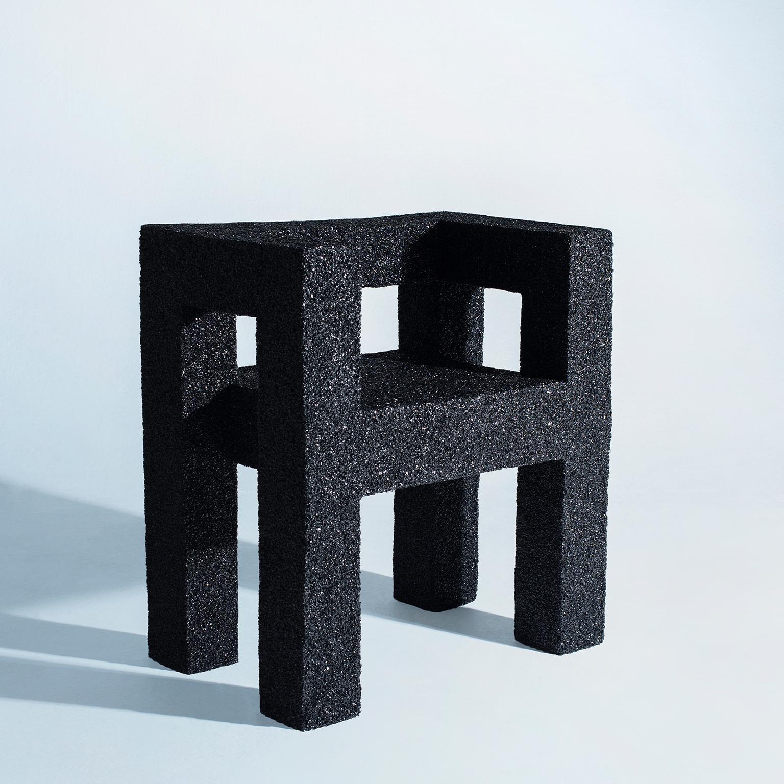 Contemporary chair One is Presented by Aufgabe Null, 2020

Our digital reality is smooth and perfect. High definition is standard. EDPM granules, on the other hand, is a material with low resolution. Like voxel, fragments unite to form a larger