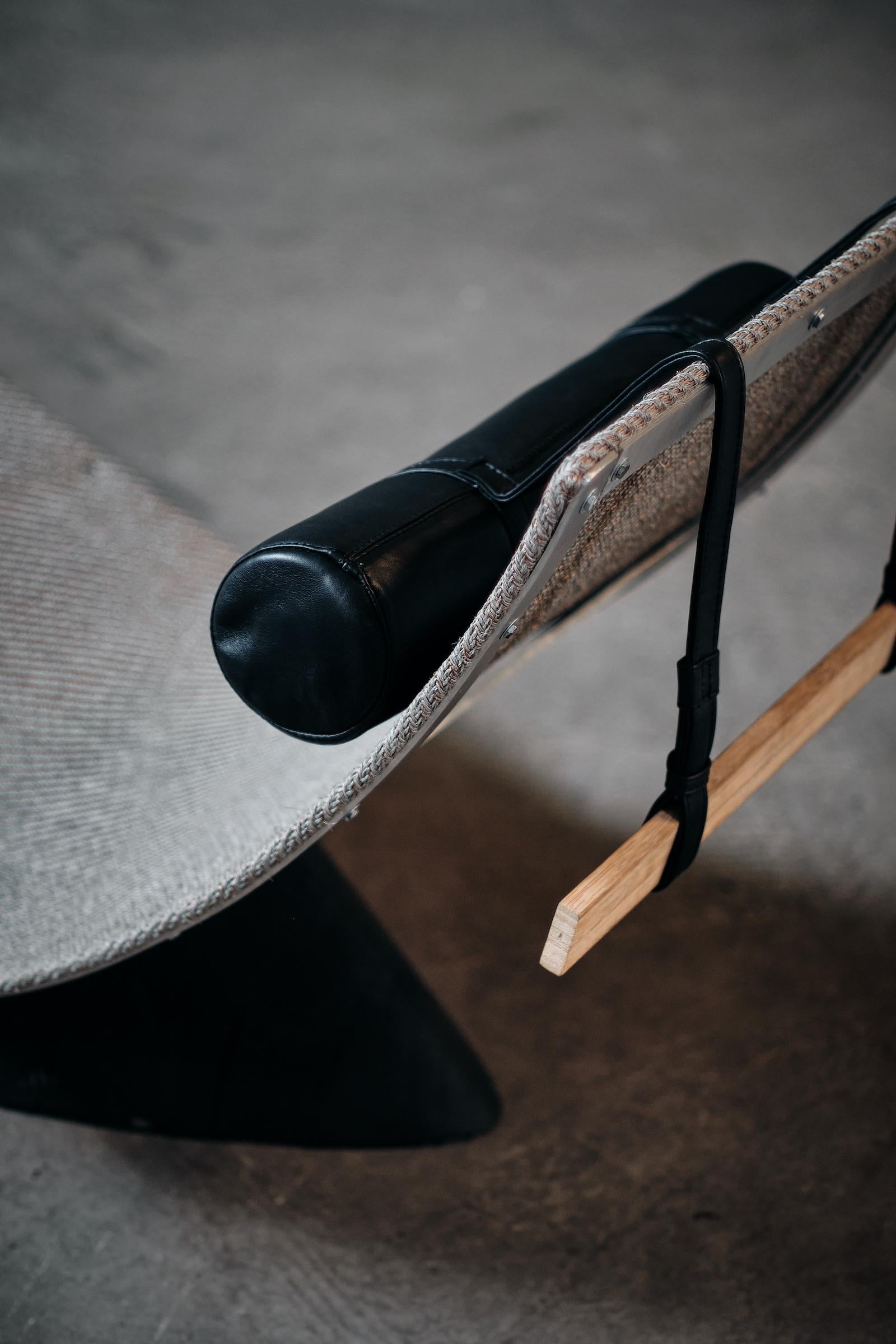 Contemporary Chaise Longue 'Cherlon' by Carmworks, Copper Fabric  For Sale 2