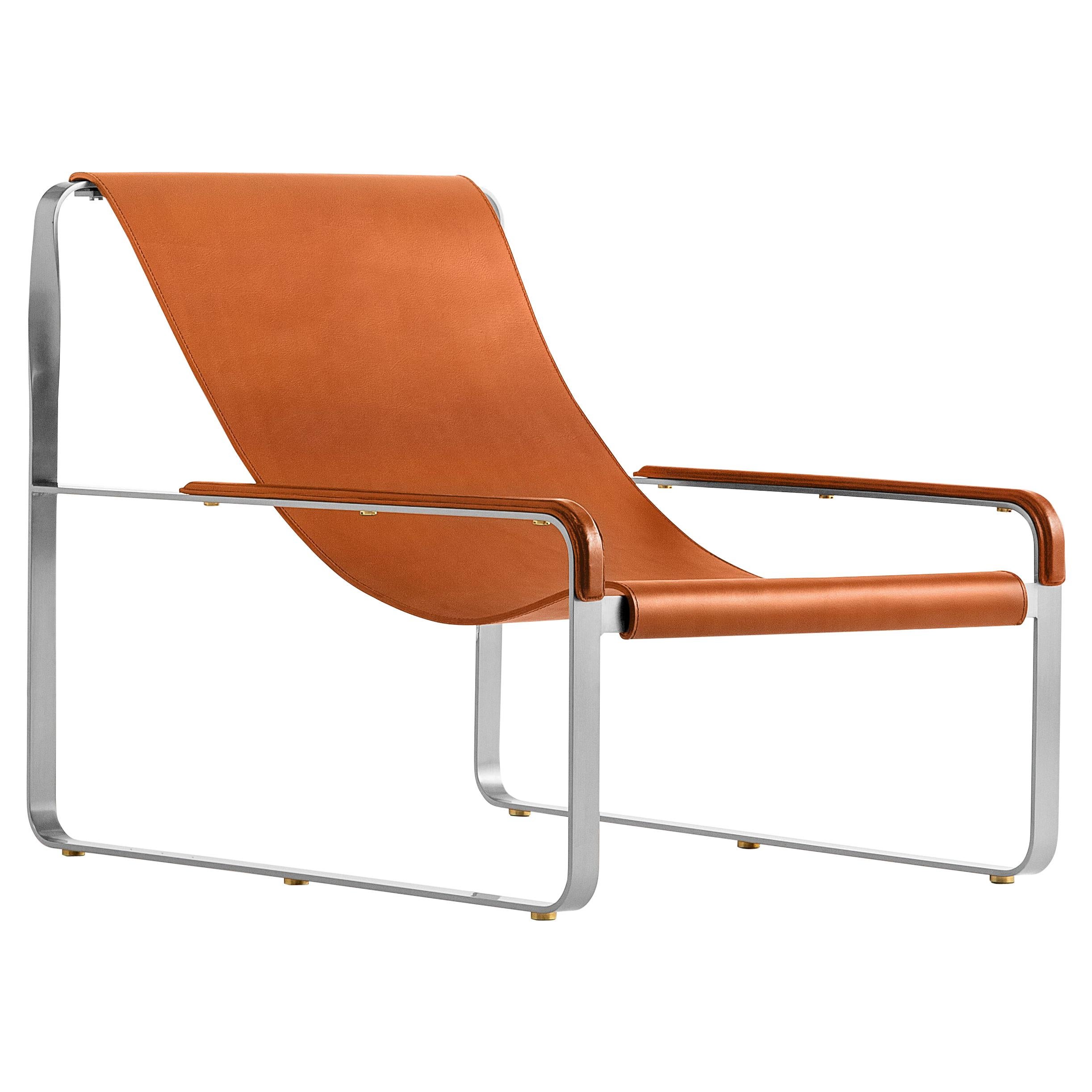 Handgefertigte Contemporary Chaise Lounge aus altsilbernem Metall und naturfarbenem Leder im Angebot