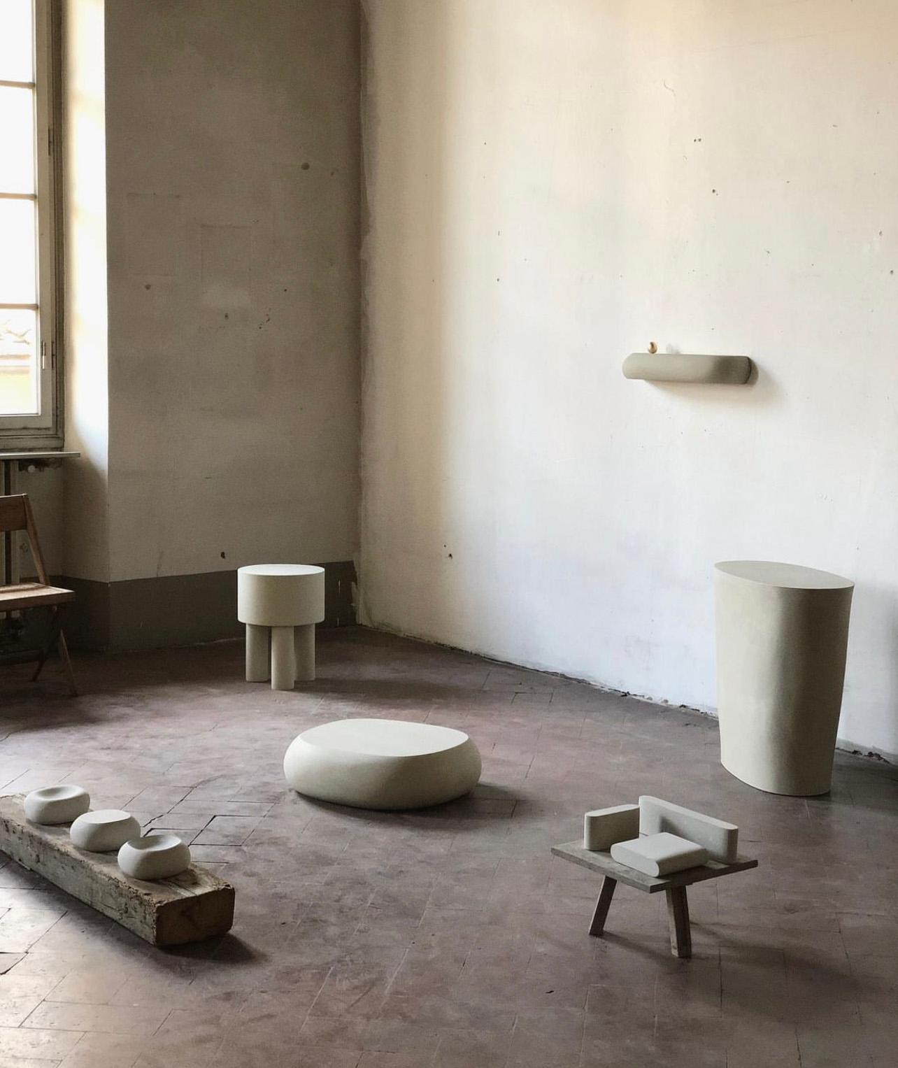 Modern Contemporary Chalk Jesmonite Side Table, Pilotis 3 Legs by Malgorzata Bany For Sale