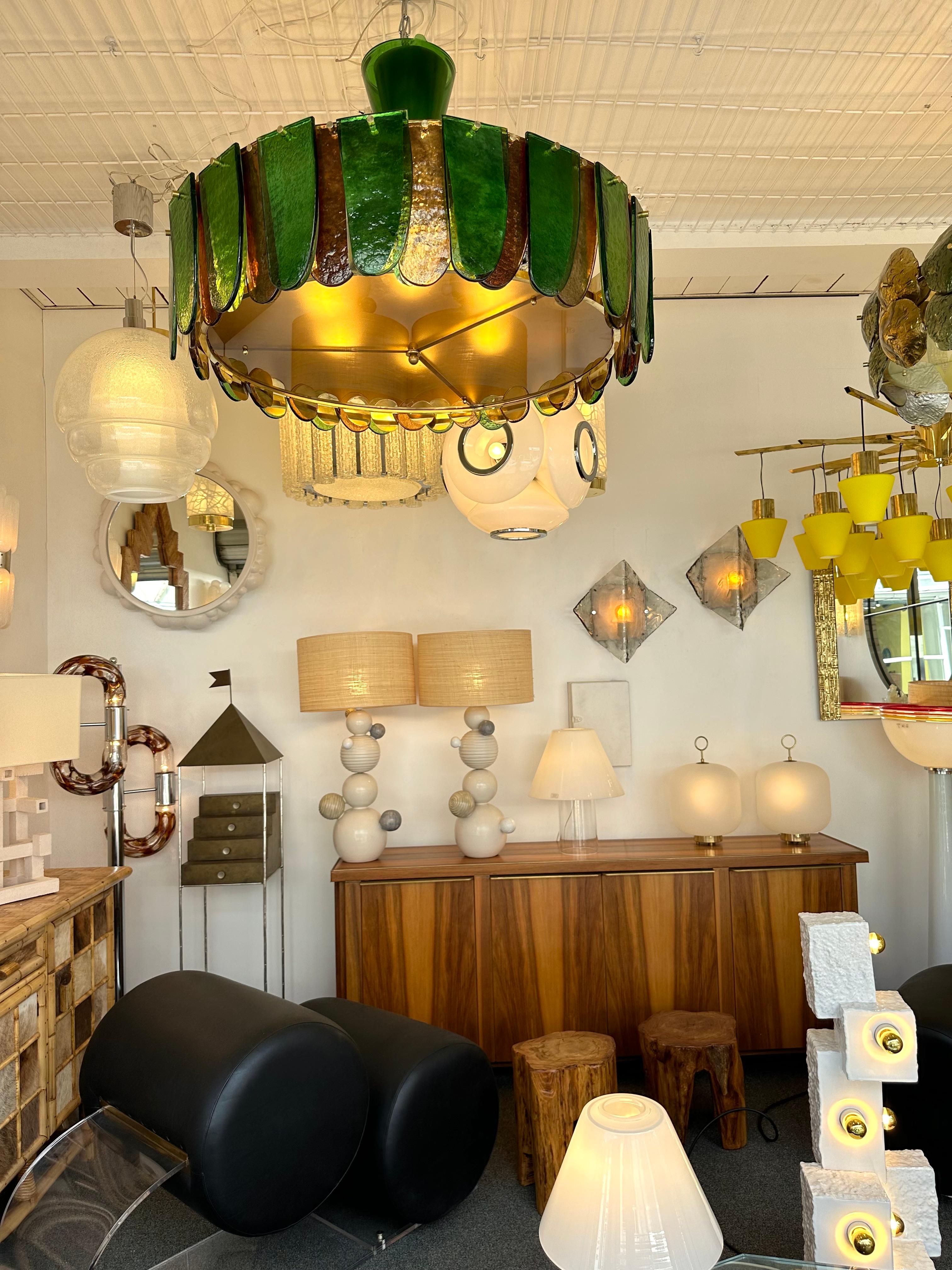 Contemporary Chandelier Brass and Murano Glass Blade, Italy For Sale 5