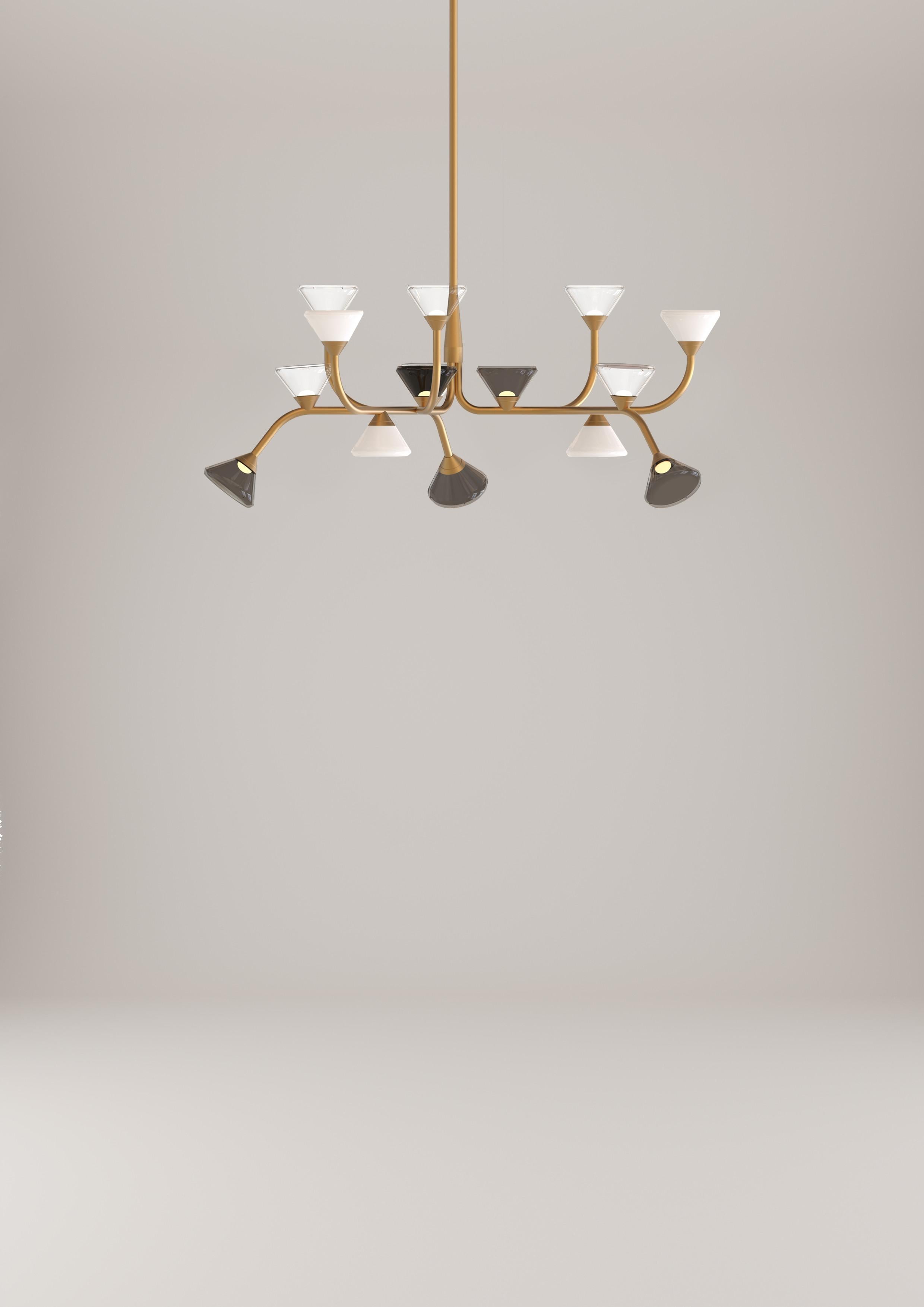 Lampadario LINFA 565.18 di Federico Peri x TOOY

Conforme al sistema elettrico degli Stati Uniti
Modello mostrato: Oro caldo
Fonte di illuminazione: Led integrato (18 x 2,7W 2700K 3500lm)
Steli da 30/60 cm inclusi (regolati in loco). Tettuccio: Ø