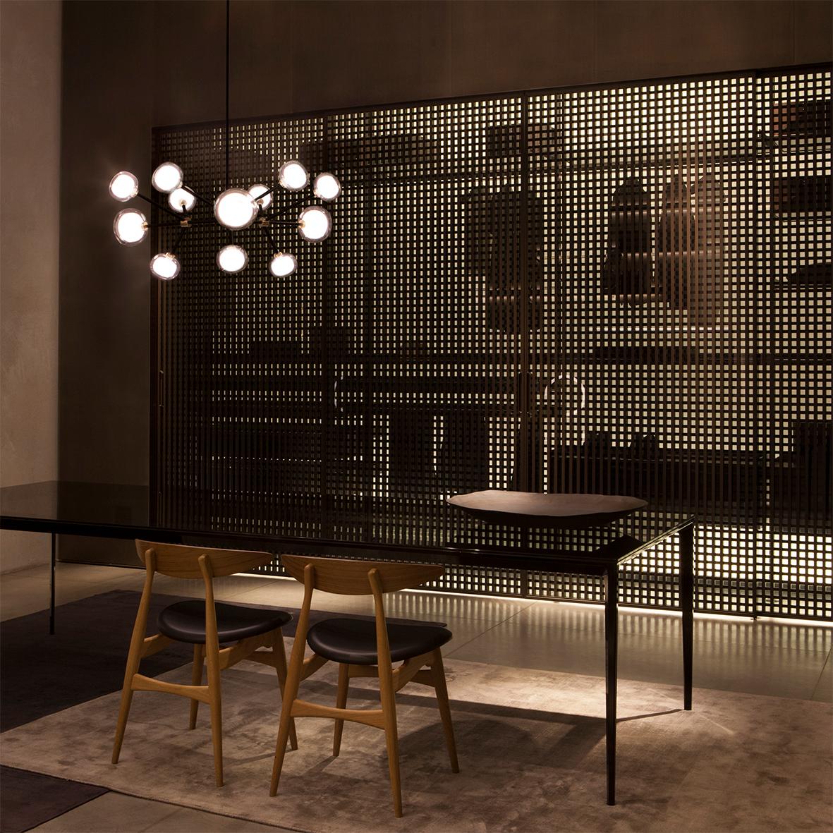 Organico moderno Lampadario contemporaneo 'Nabila 552.10' di Tooy, vetro trasparente in vendita
