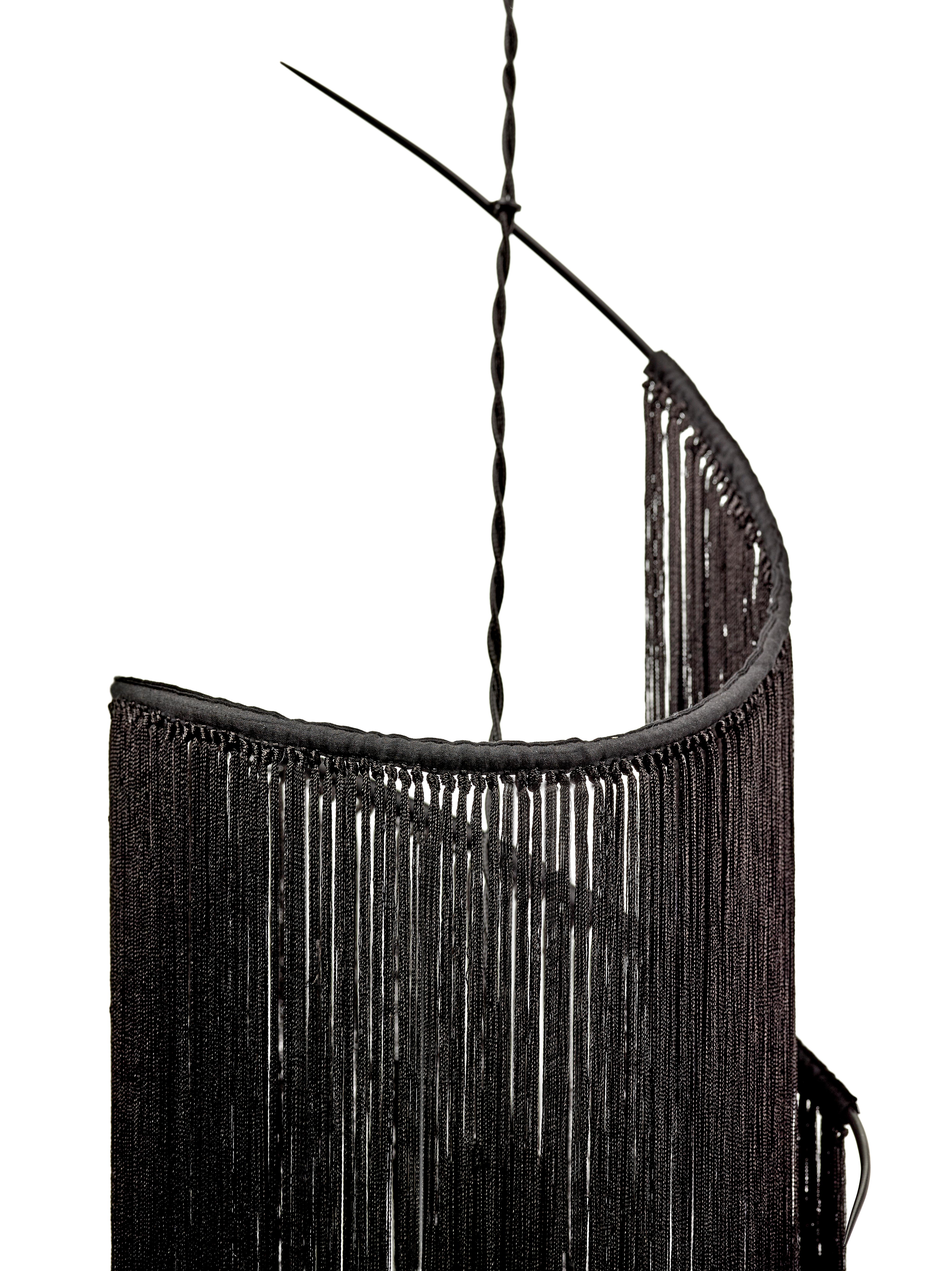 Lampadario contemporaneo 'Rey I' Black/White Threads di Ann Demeulemeester in vendita 5