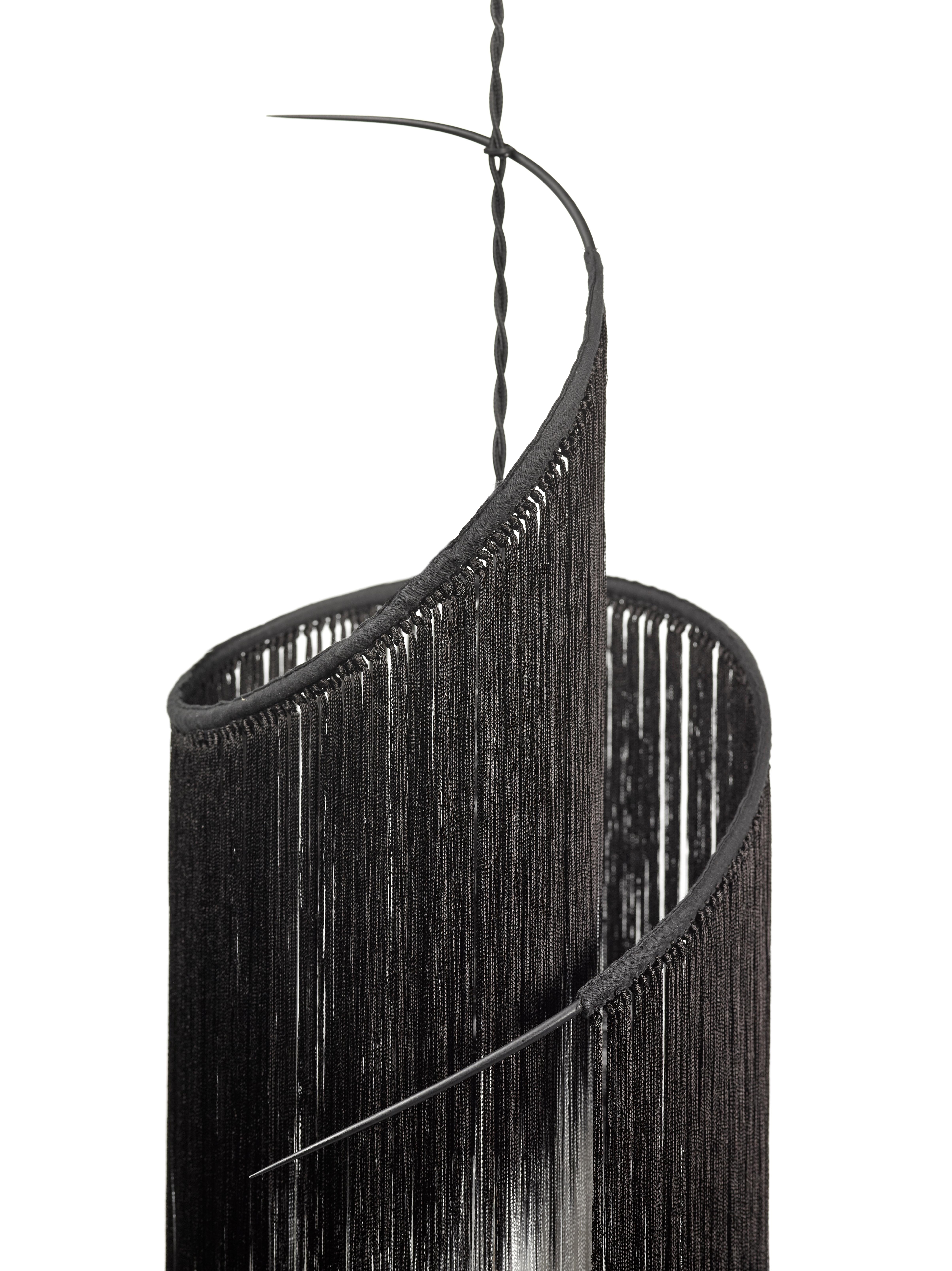 XXI secolo e contemporaneo Lampadario contemporaneo 'Rey I' Black/White Threads di Ann Demeulemeester in vendita