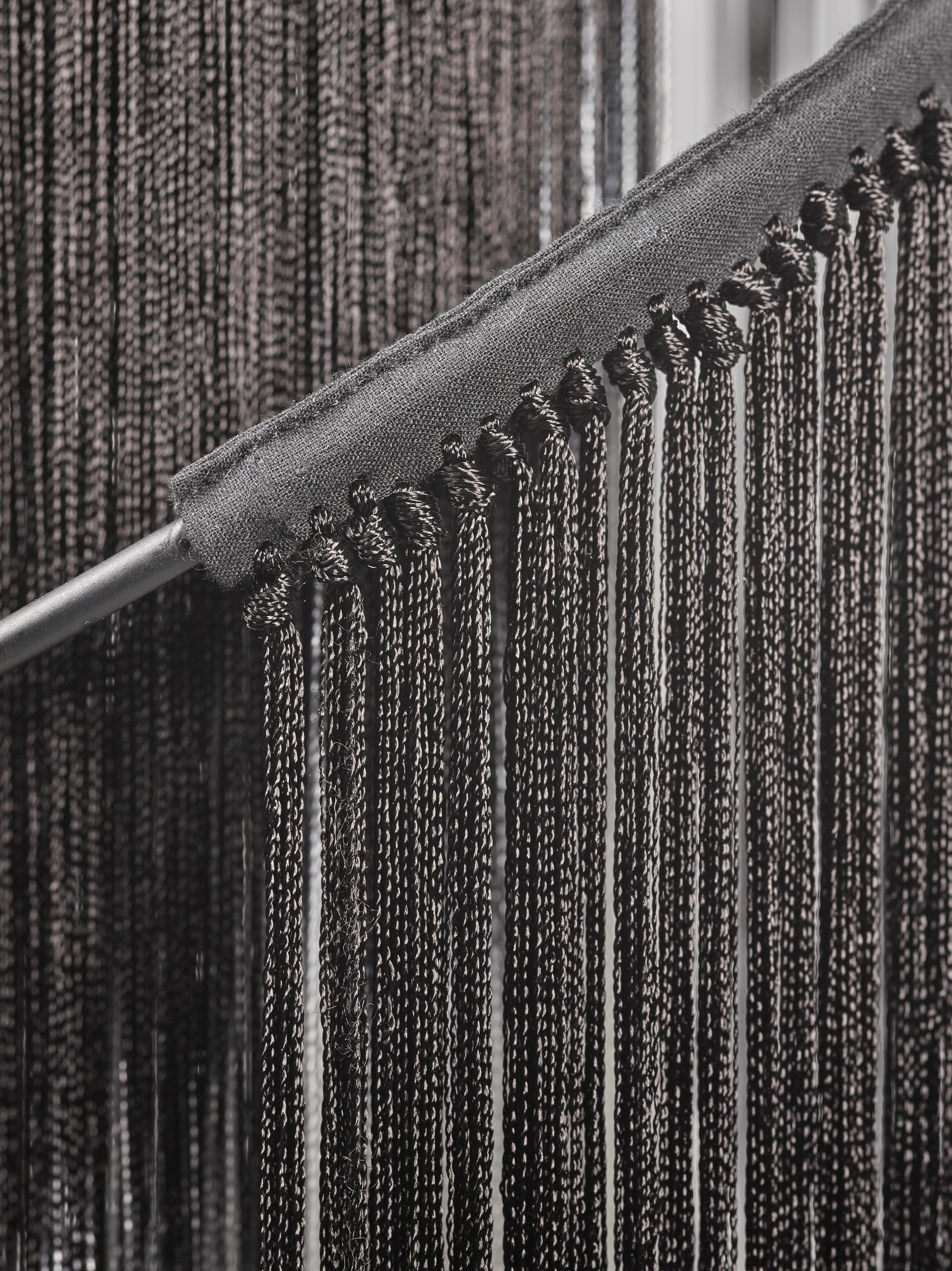 Lampadario contemporaneo 'Rey I' Black/White Threads di Ann Demeulemeester in vendita 1
