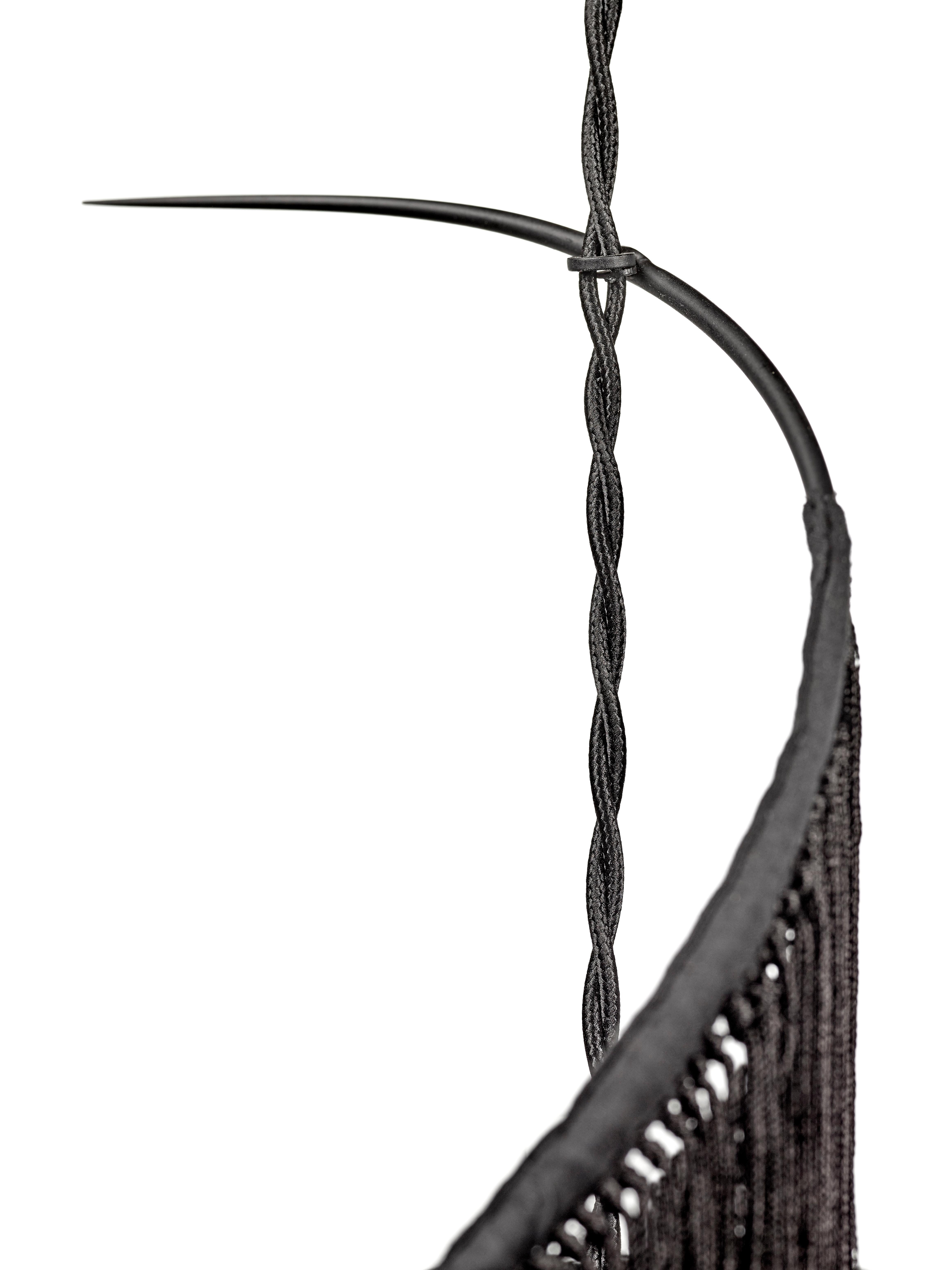 Lampadario contemporaneo 'Rey I' Black/White Threads di Ann Demeulemeester in vendita 2