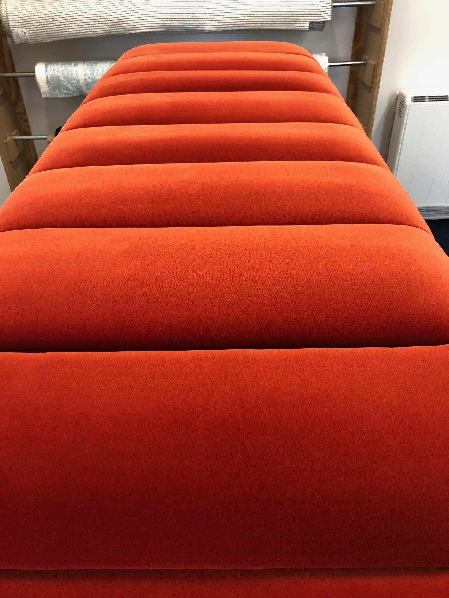 Contemporary Channeled Fleure Bench in Red Velvet For Sale 1