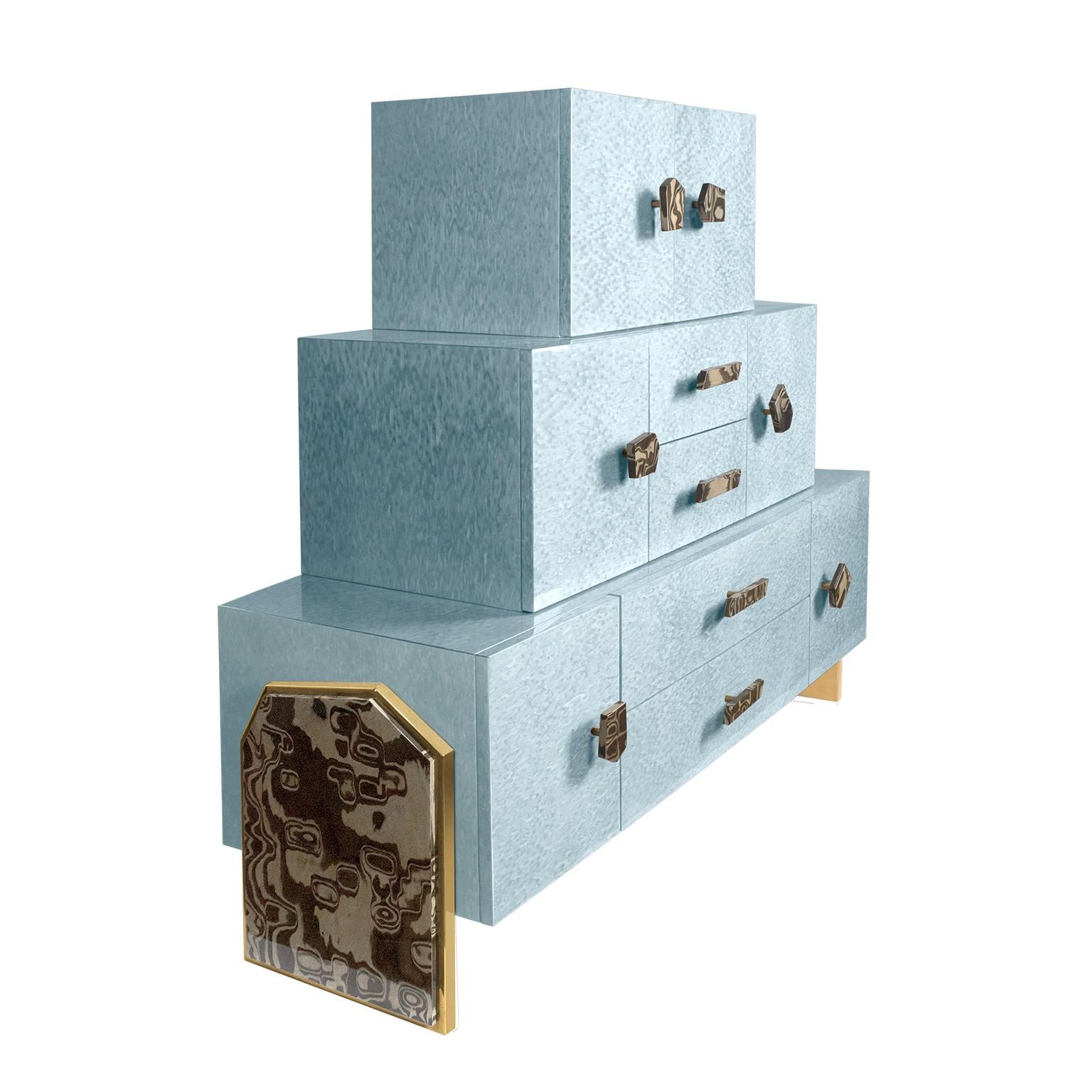 Modern Contemporary Chest of Drawers in Blue Bird Eye Stained Wood Leaf & Brass Details For Sale