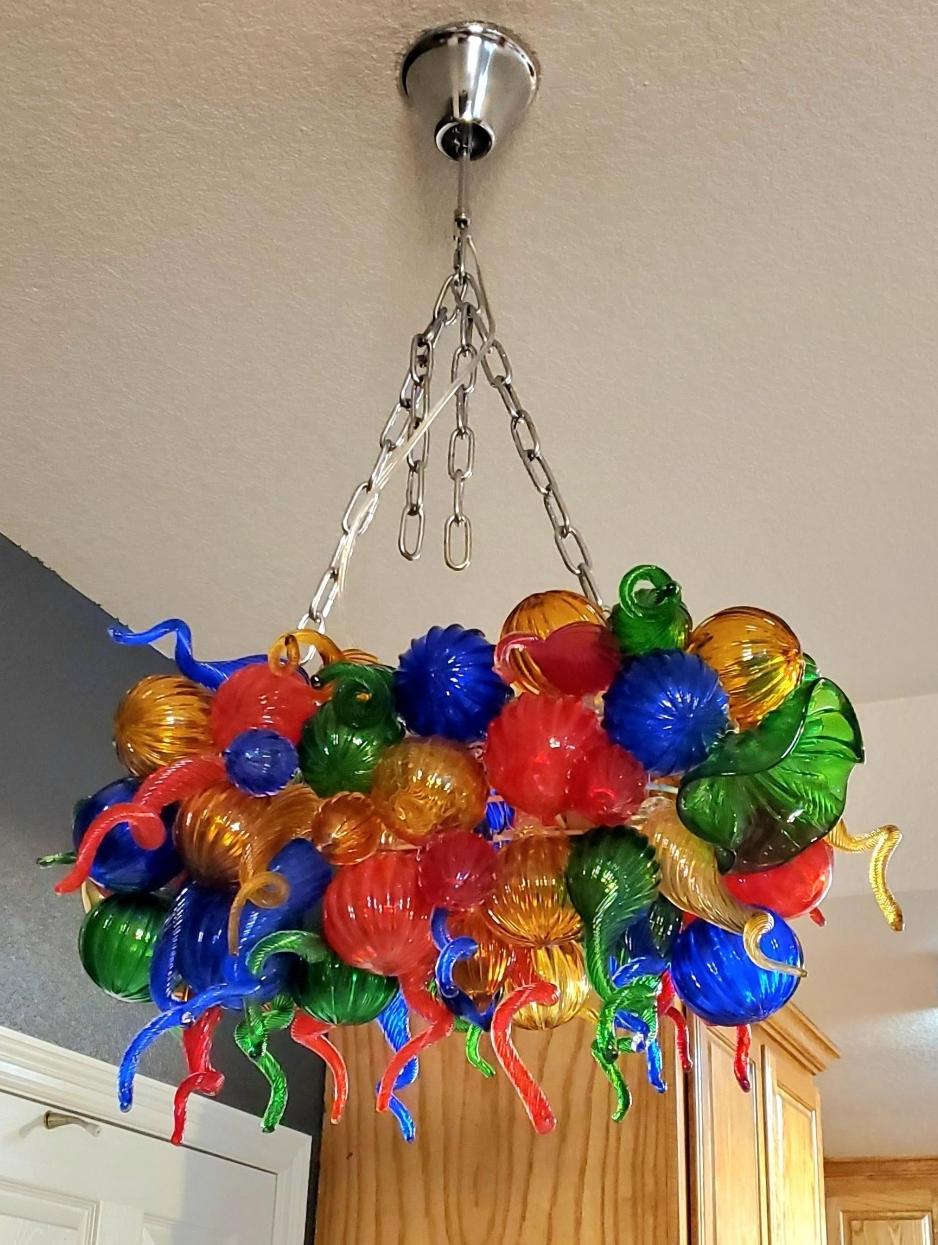 Contemporary Chihuly Murano Hand Blown 80 Piece Glass Chandelier 4