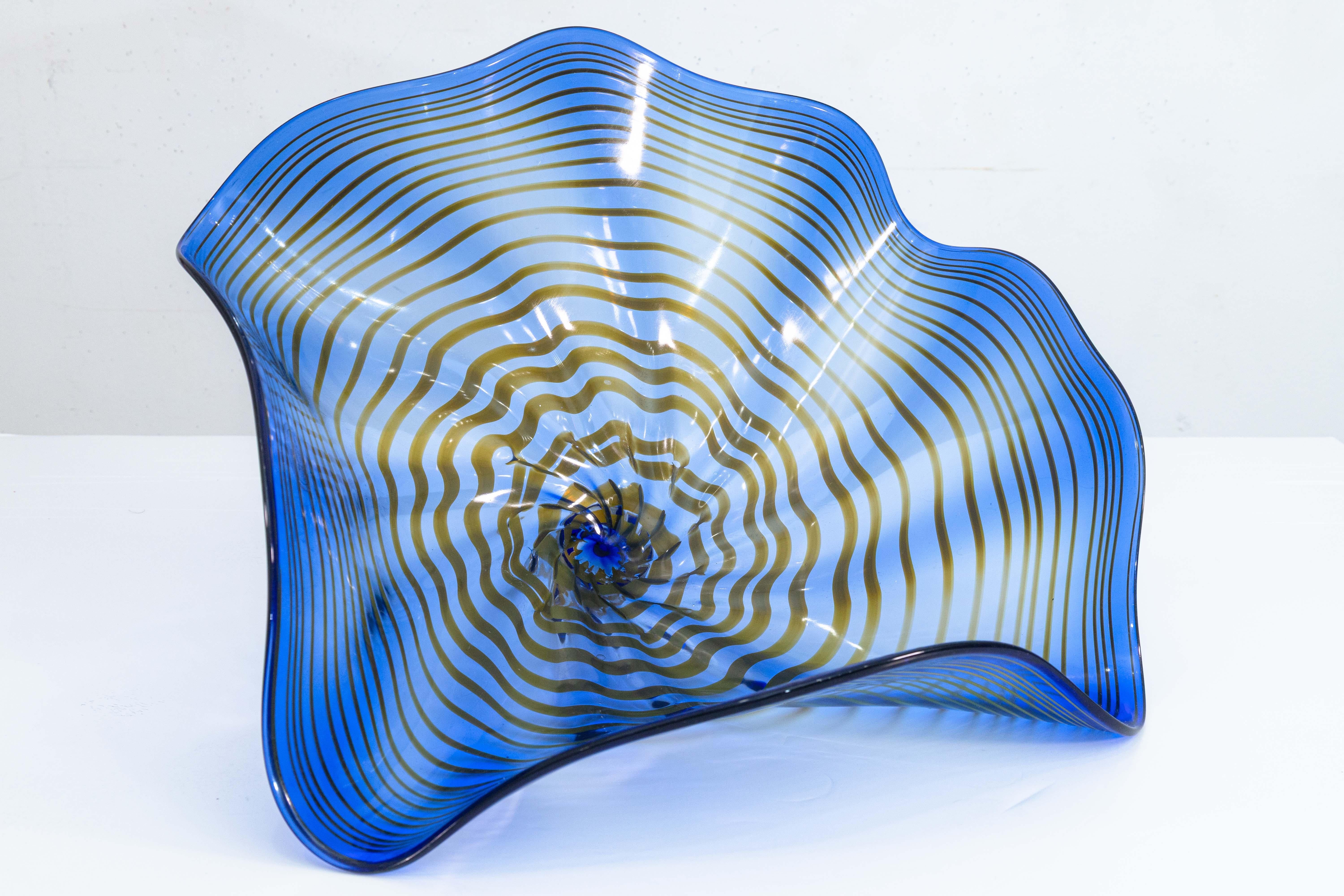 Chinese Contemporary Chihuly Style Viz Glass 3pc Hand Blown Blue Glass Table Sculpture For Sale