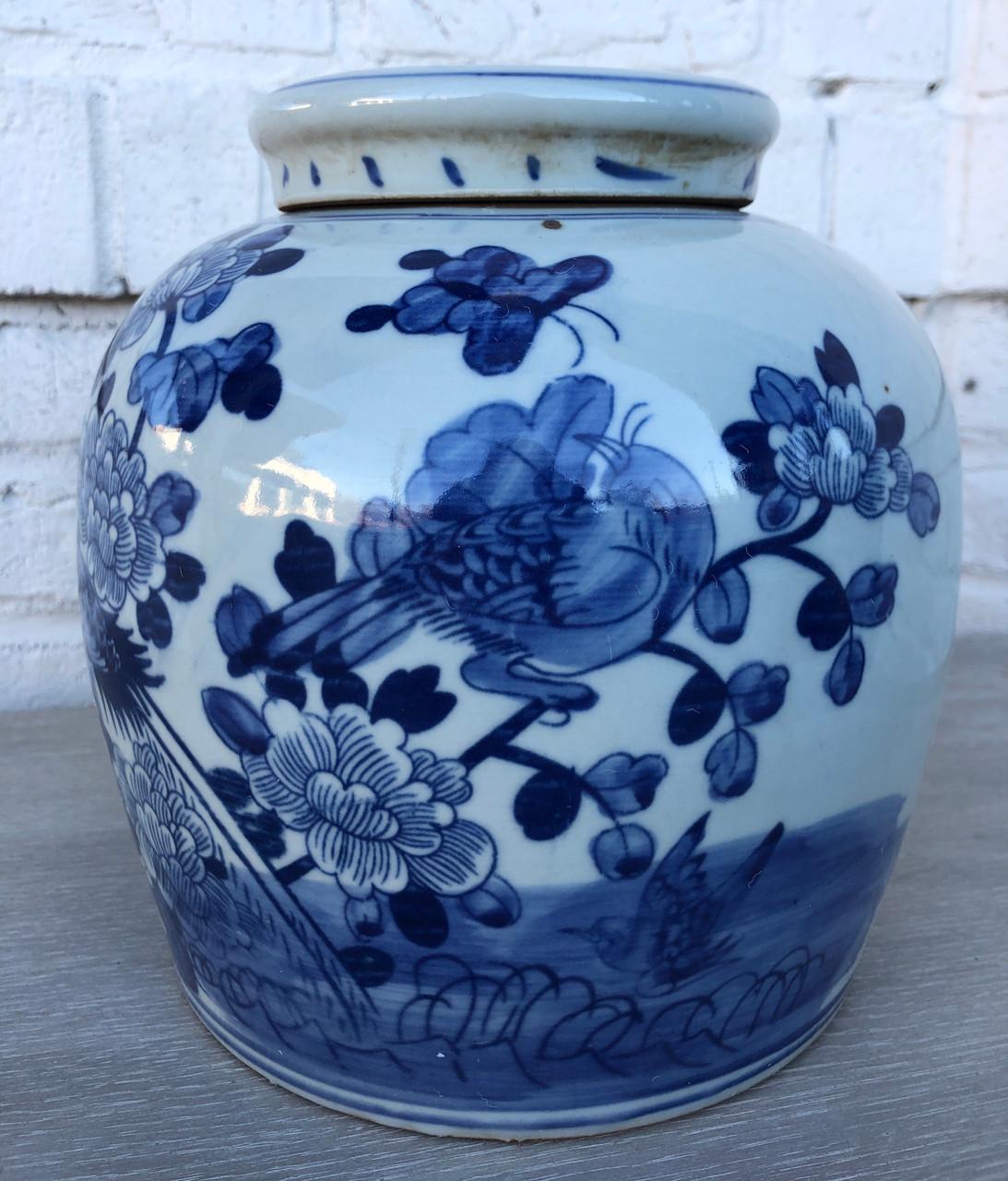 Chinese Chippendale Contemporary Chinoiserie Lidded Ginger Jar with Bird Motif For Sale