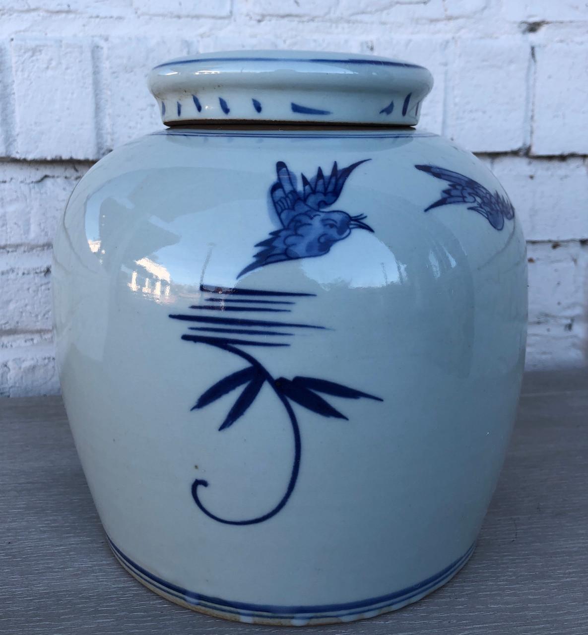 Hand-Painted Contemporary Chinoiserie Lidded Ginger Jar with Bird Motif For Sale
