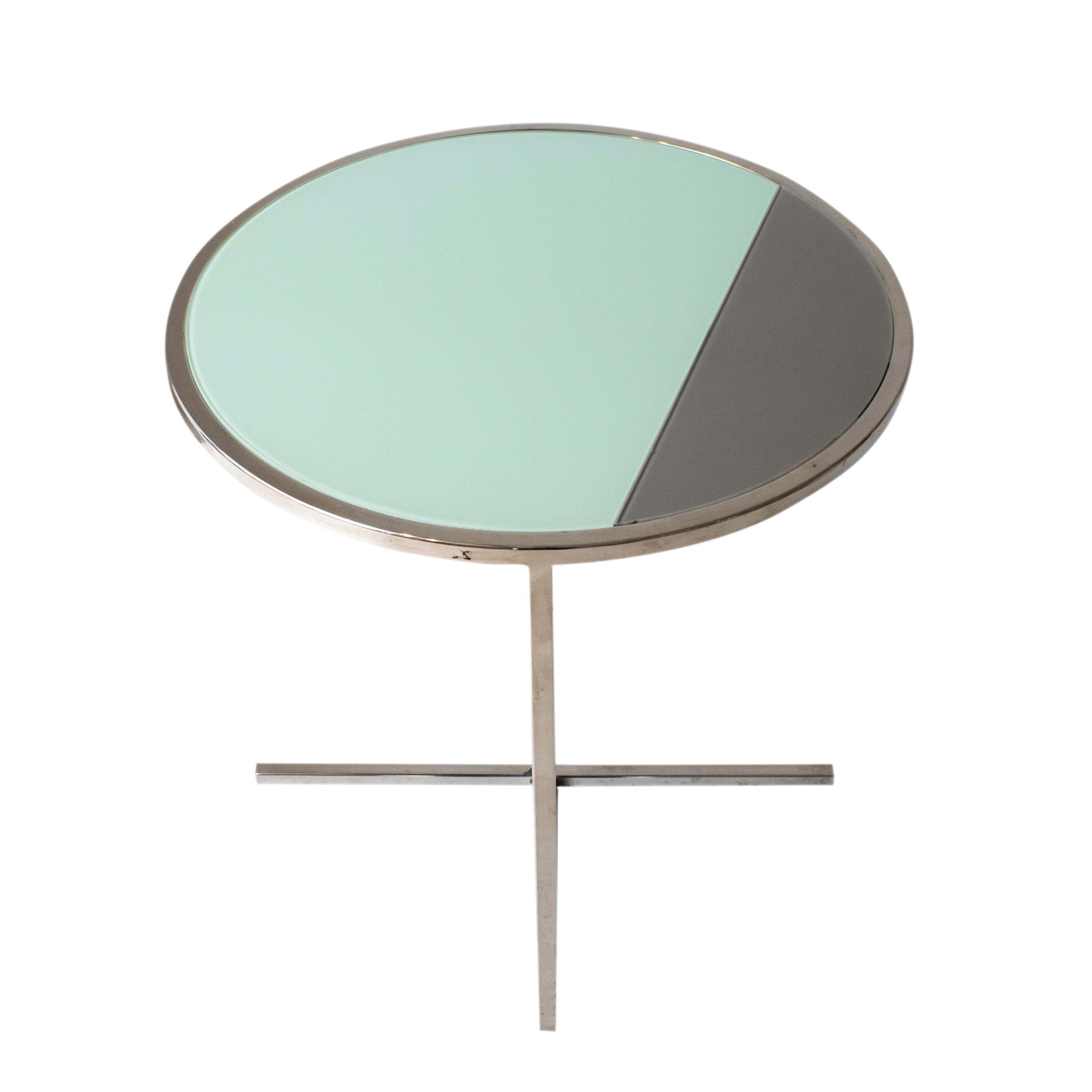 Postmoderne Table de centre ronde contemporaine en acier chromé, verte et verre gris, Italie, 1970