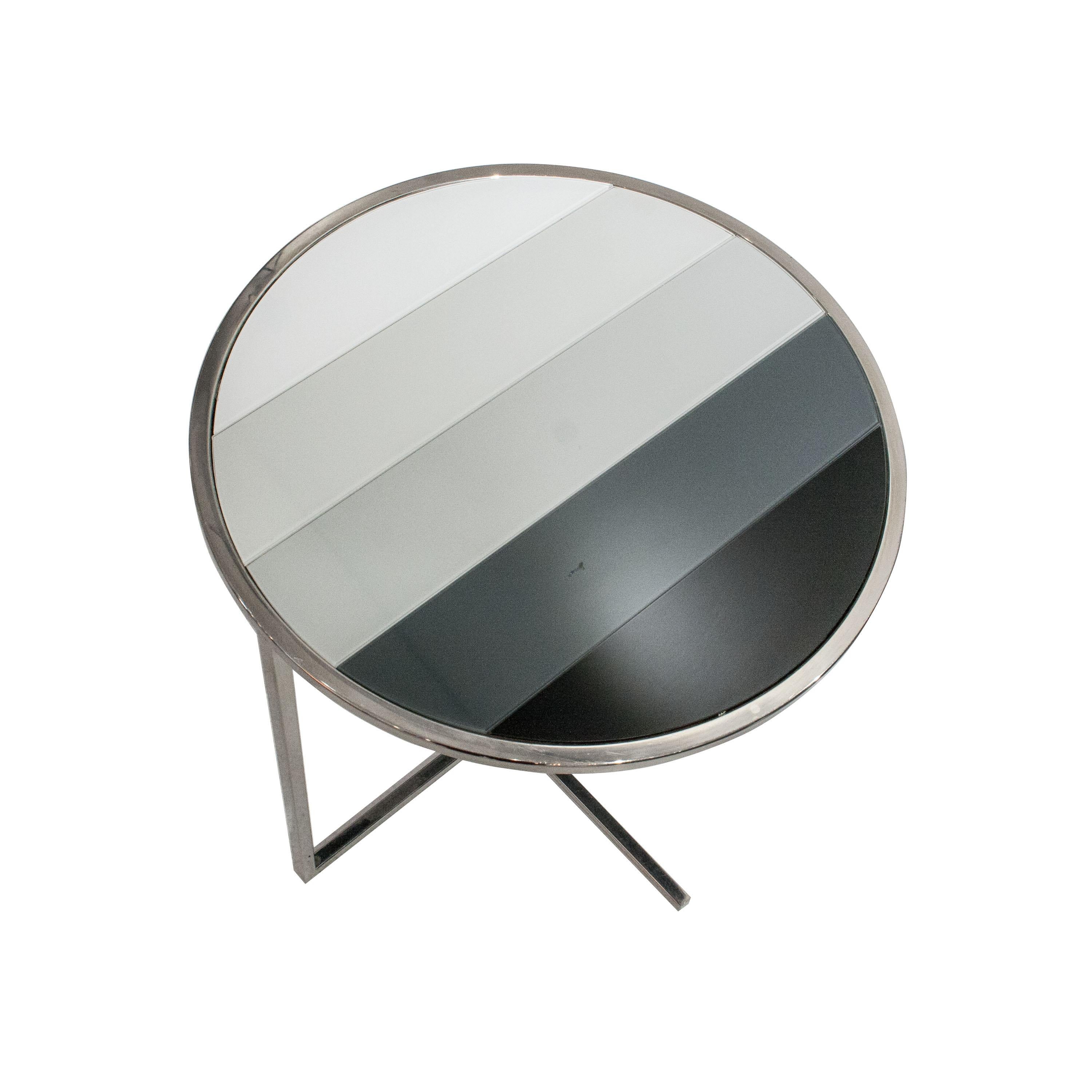 Side table made from an original Italian chromed steel structure from the 1970's and upgraded witn an actual glass top designed by IKB191 in white, black and shades of grey.



