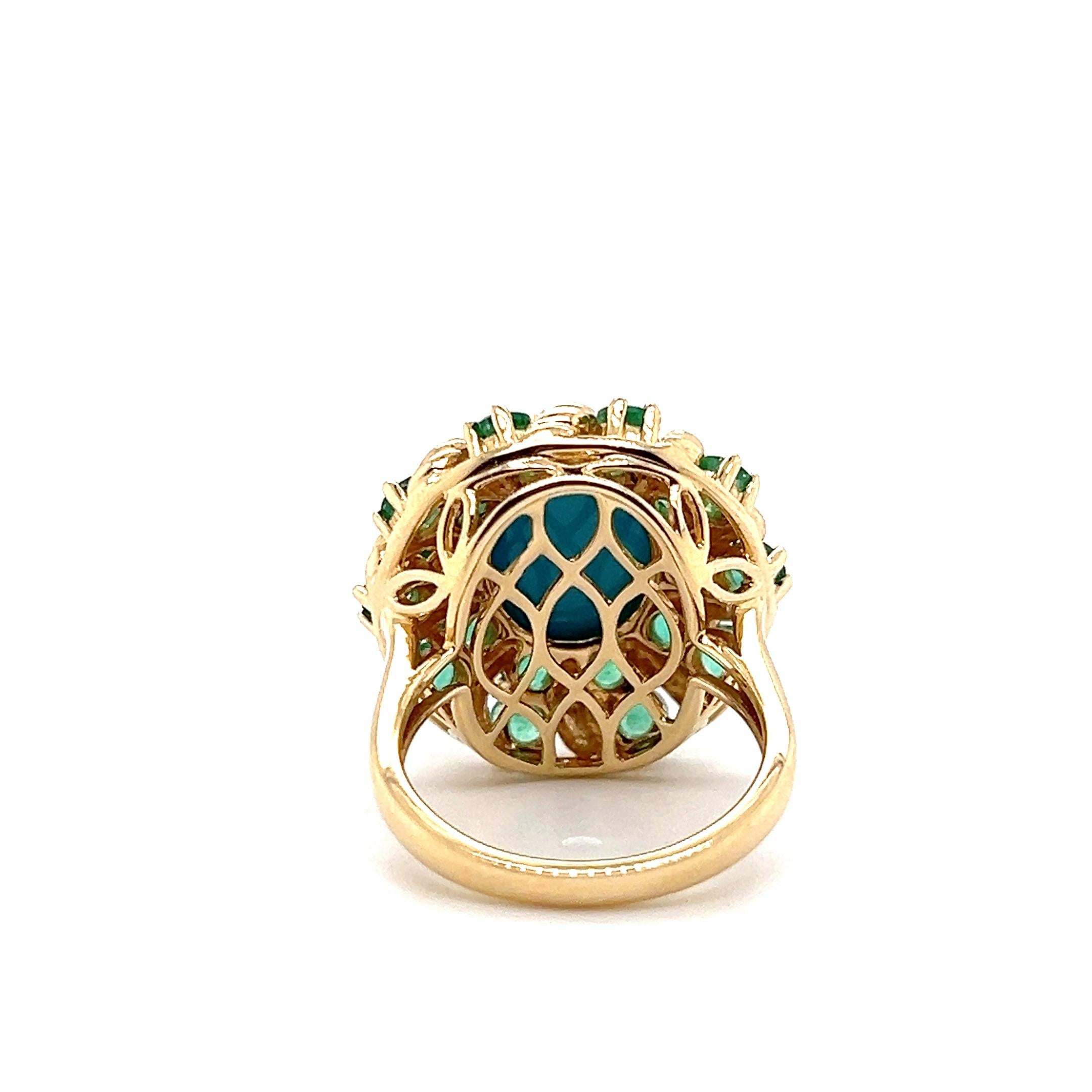 Contemporary Chrysocolla In Chalcedony Emerald and 14k Yellow Gold Cocktail Ring In Good Condition For Sale In Towson, MD