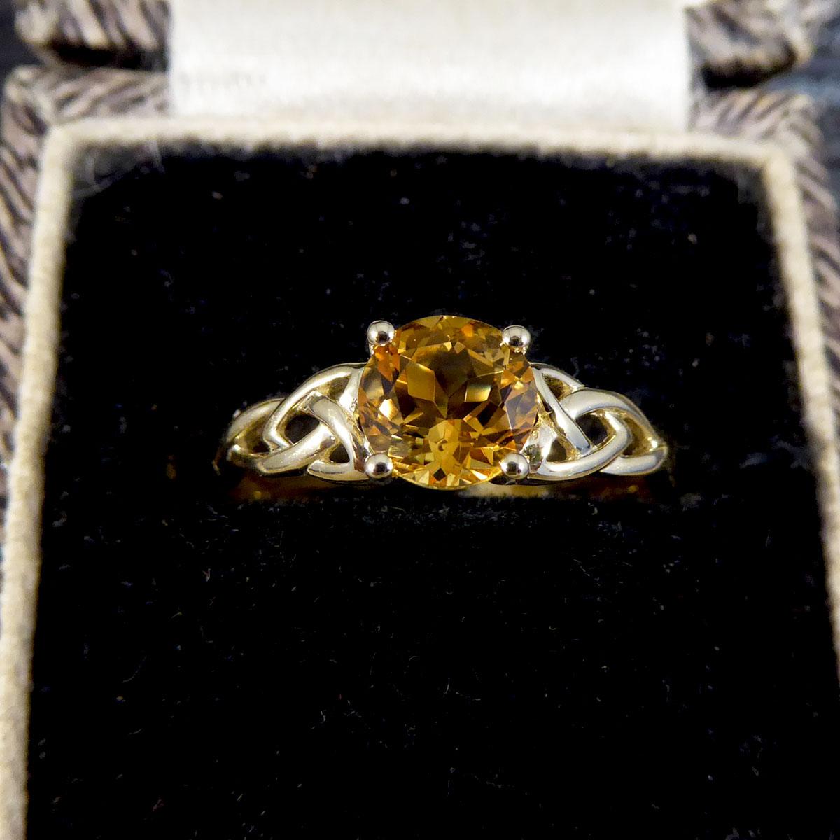 Contemporary Citrine Single Stone Ring with Detailed Shoulders 9ct Yellow Gold 2