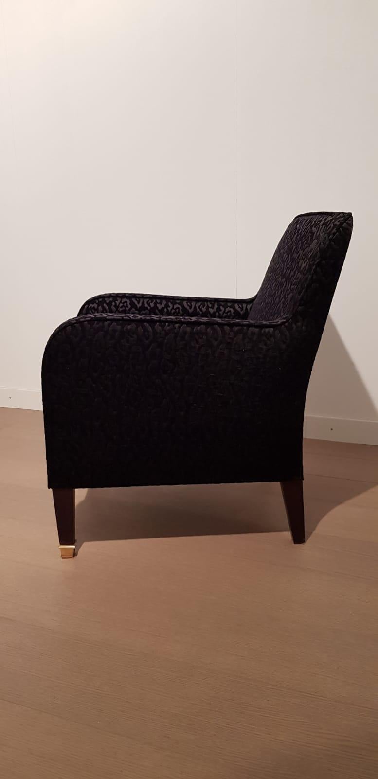Hand-Crafted armchair contemporary classic armchair Design by Anna Gili Milan Made in Italy For Sale