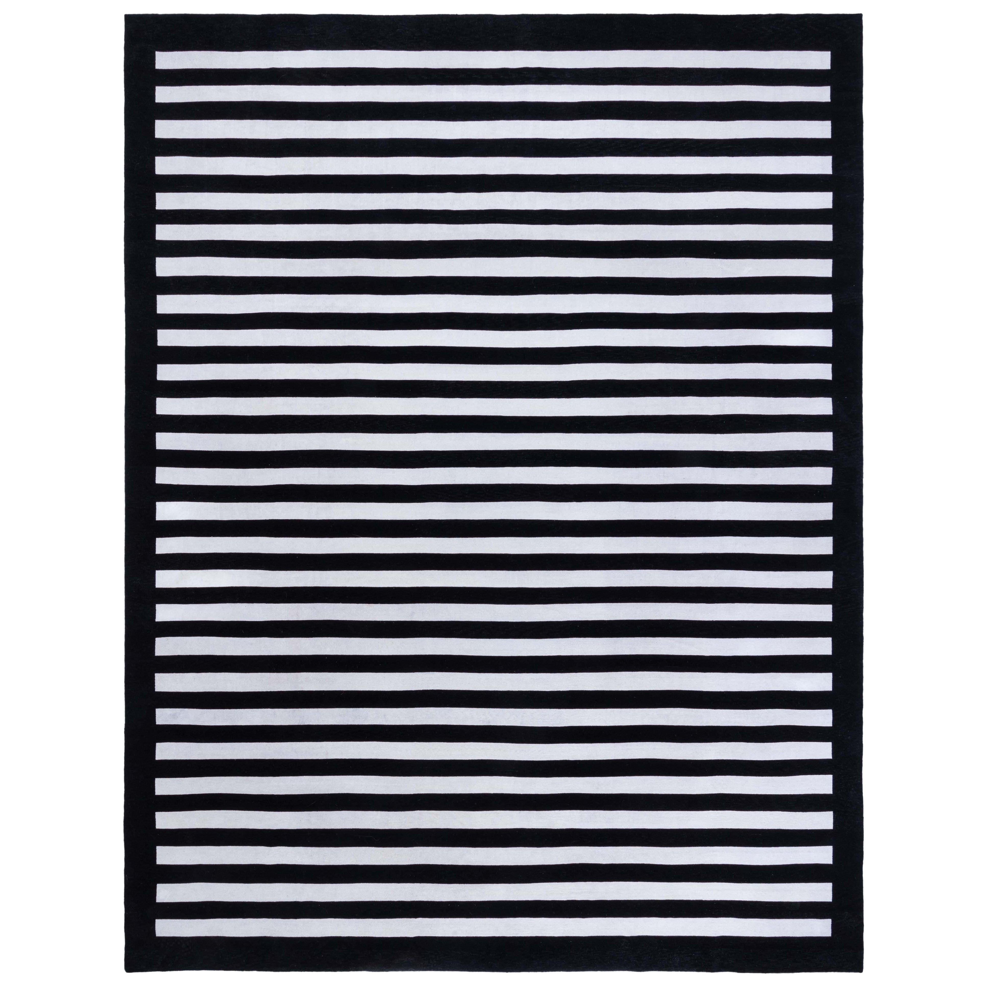 Zeitgenössischer klassischer gestreifter teppich in schwarz und weiß von Doris Leslie Blau im Angebot