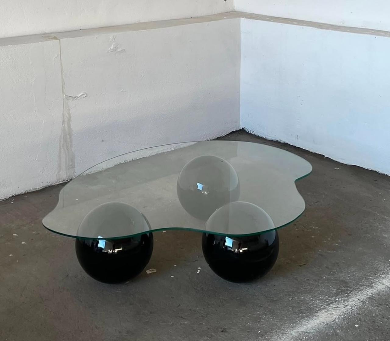 Organique Chaise longue AGE en polycarbonate noir avec assise en cuir intégrée en vente