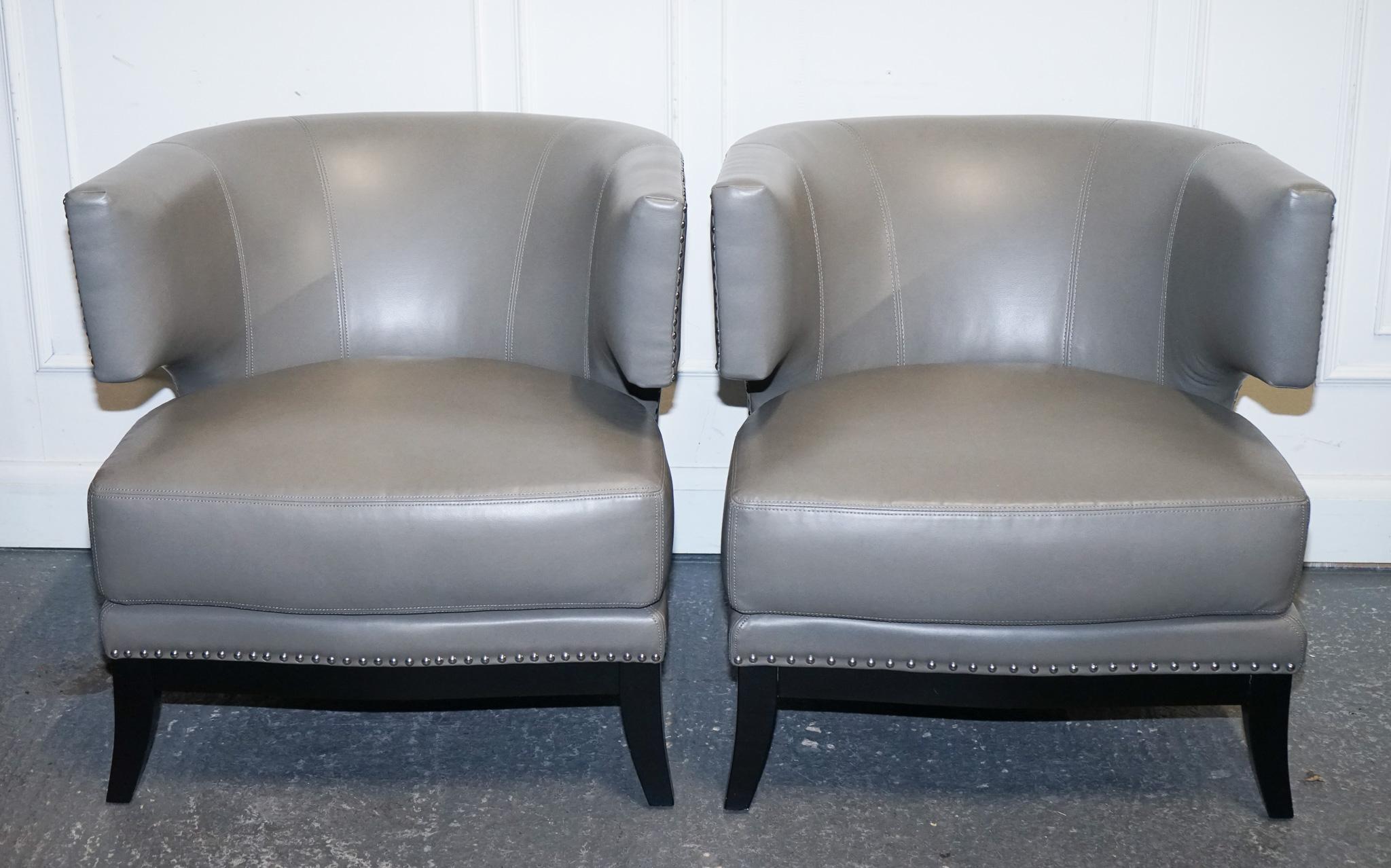 
Antigüedades de Londres



Estamos encantados de poner a la venta este precioso par de sillones de cuero Coach House. 

¡Descubre los tesoros únicos de una lujosa mansión de exposición de Cobham!

Explora nuestro inventario cuidadosamente
