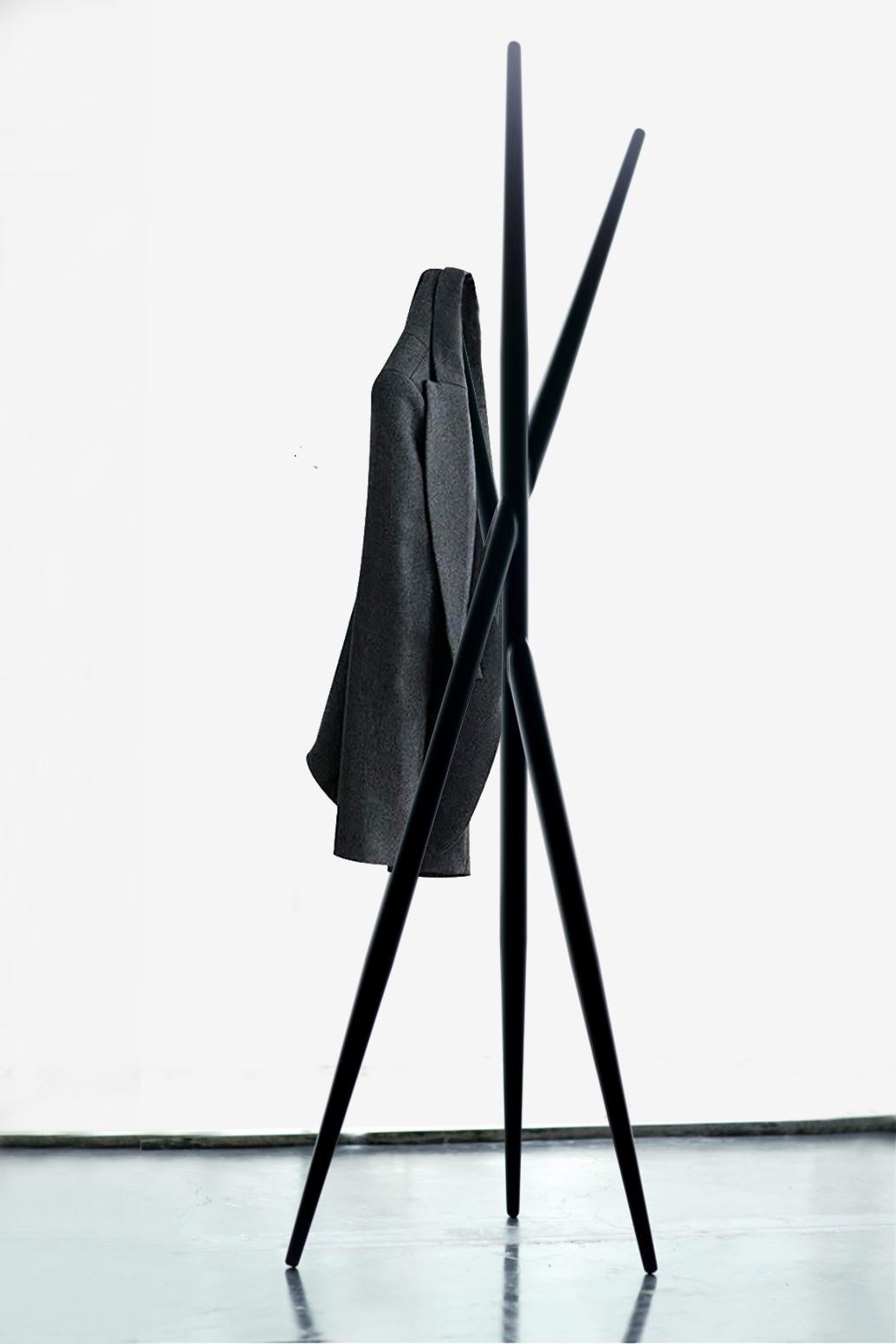 Poudré Porte-manteau contemporain Forme géométrique en métal noir en vente