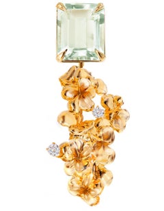 Eighteen Karat Yellow Gold Contemporary Cocktail Dangle Earrings with Diamonds