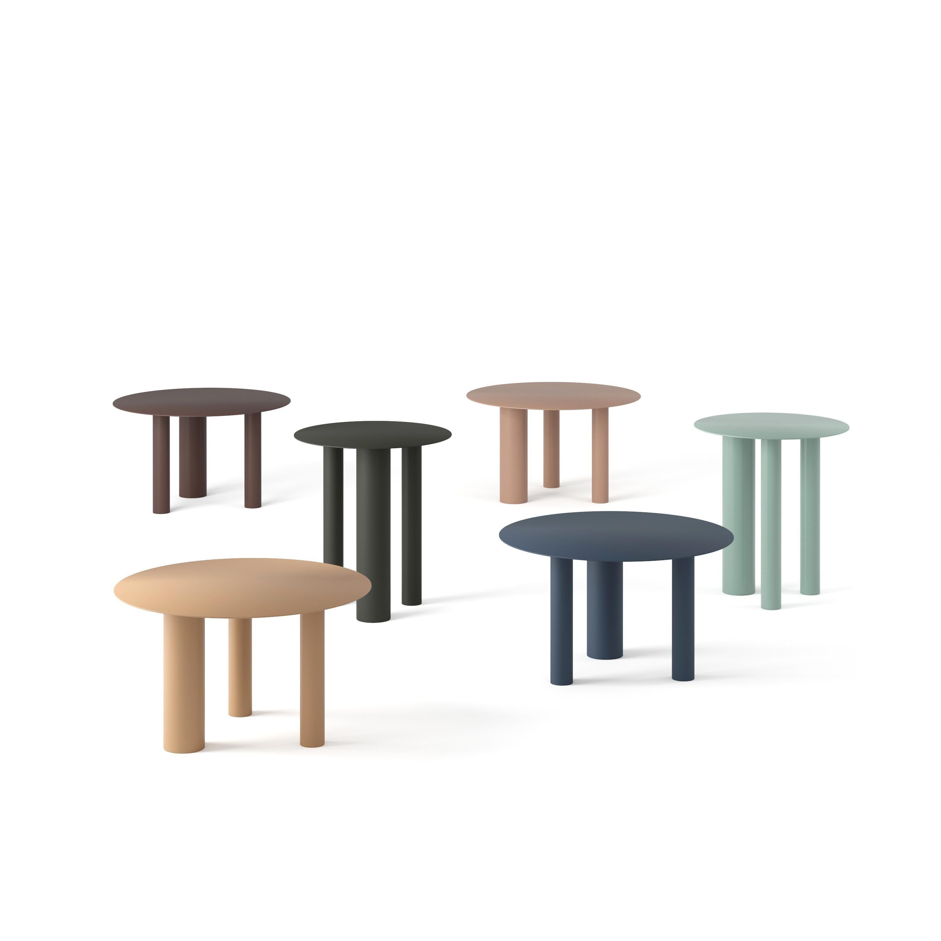 Ukrainien Table basse ou d'appoint contemporaine 'Brandt CS2' par NOOM, Blanc en vente