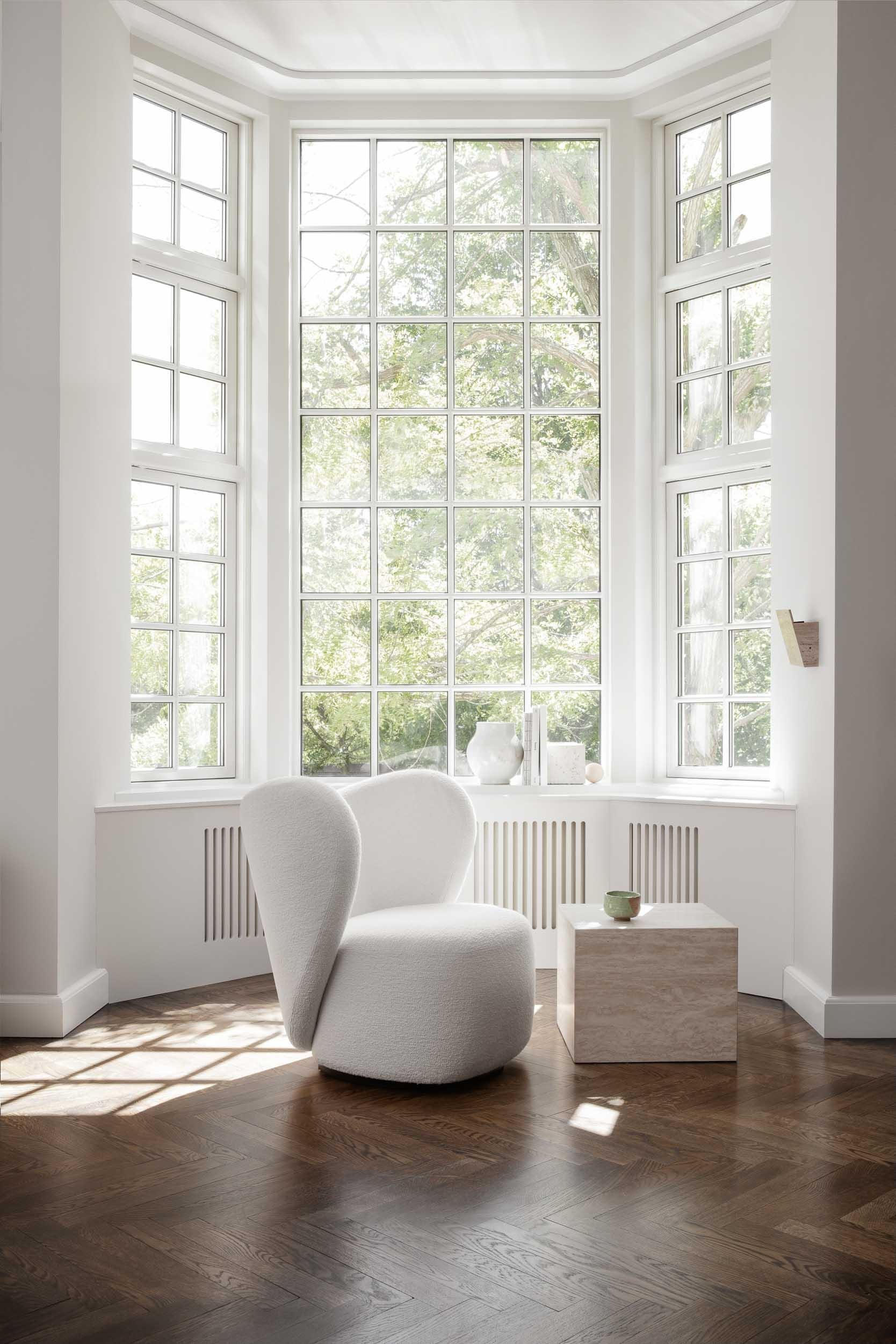 Contemporary Couchtisch 'Cubism' von Norr11, Klein, Grauer Travertin im Angebot 2