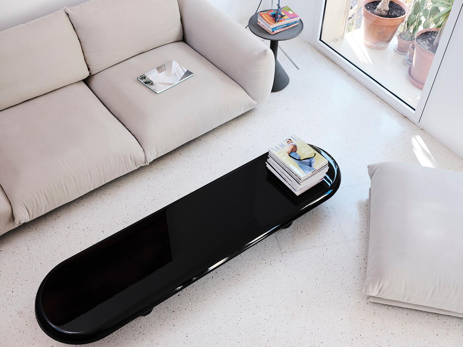 Contemporary Couchtisch 'Explorer' von Jaime Hayon, Schwarz, 234 cm im Angebot 1