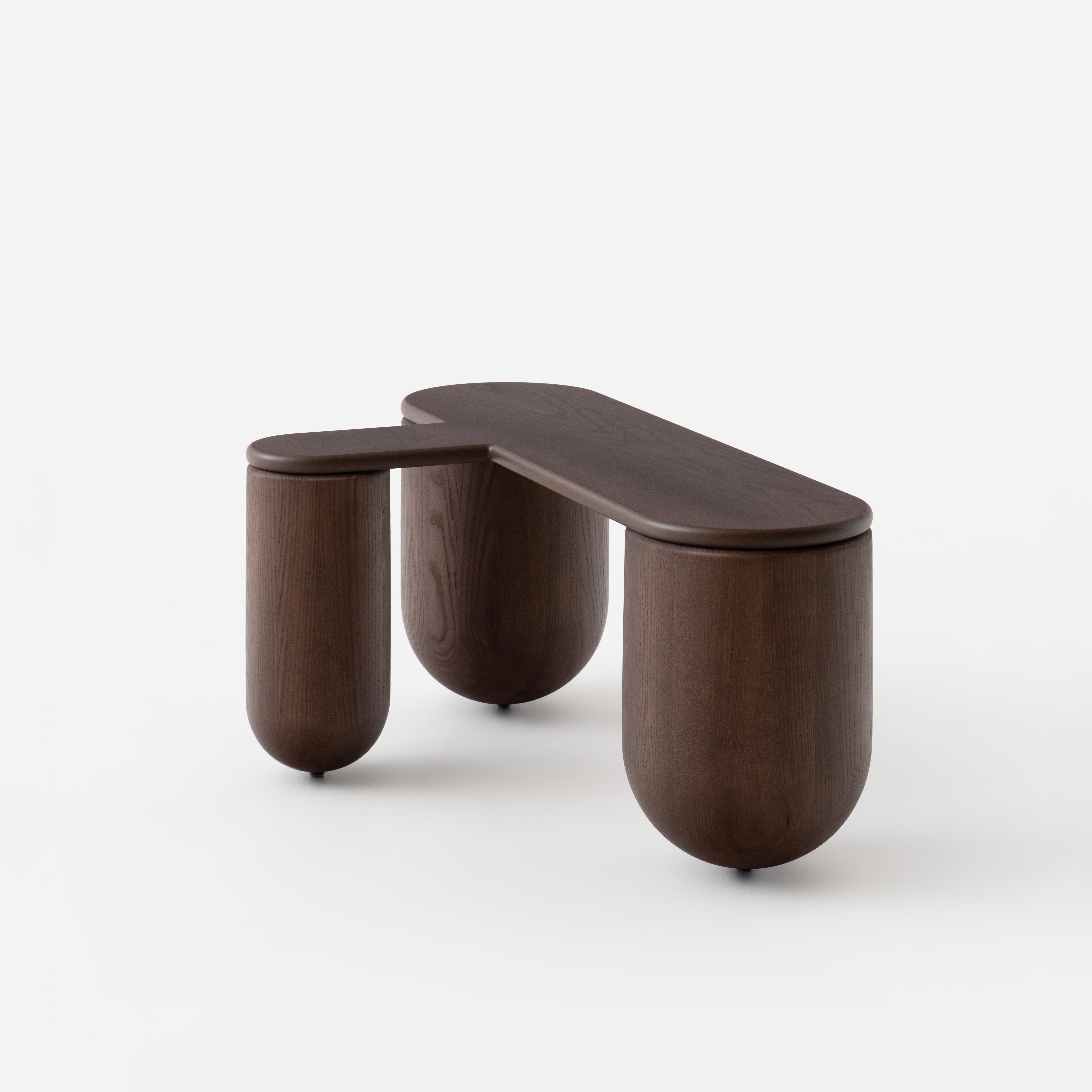 Zeitgenössischer couchtisch 'Hello 3' von NOOM, Eschenholz, Brown (21. Jahrhundert und zeitgenössisch) im Angebot