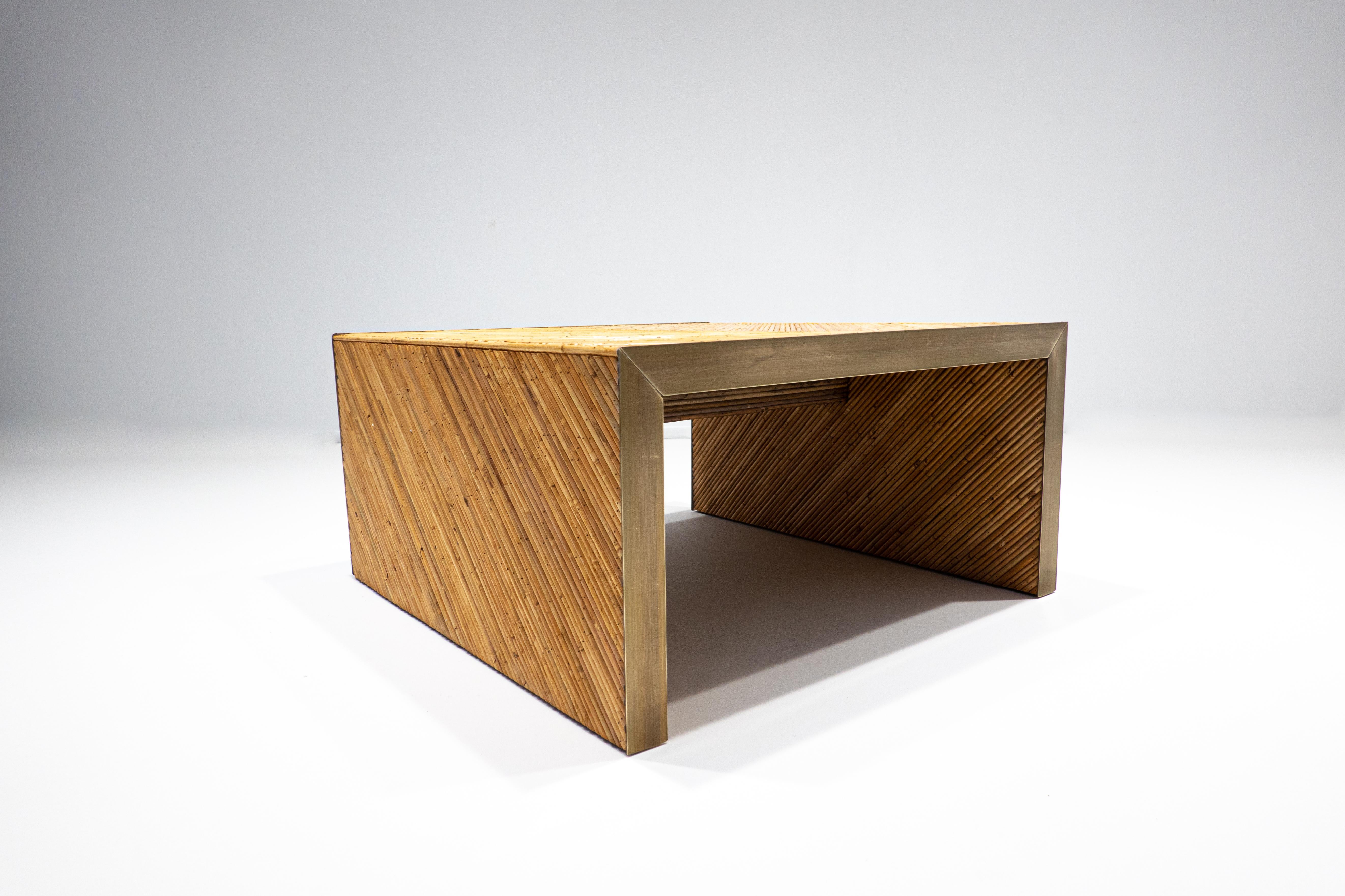 Contemporary Coffee table in bamboo and brass, Italy - Two available 

Custom made in Italy.