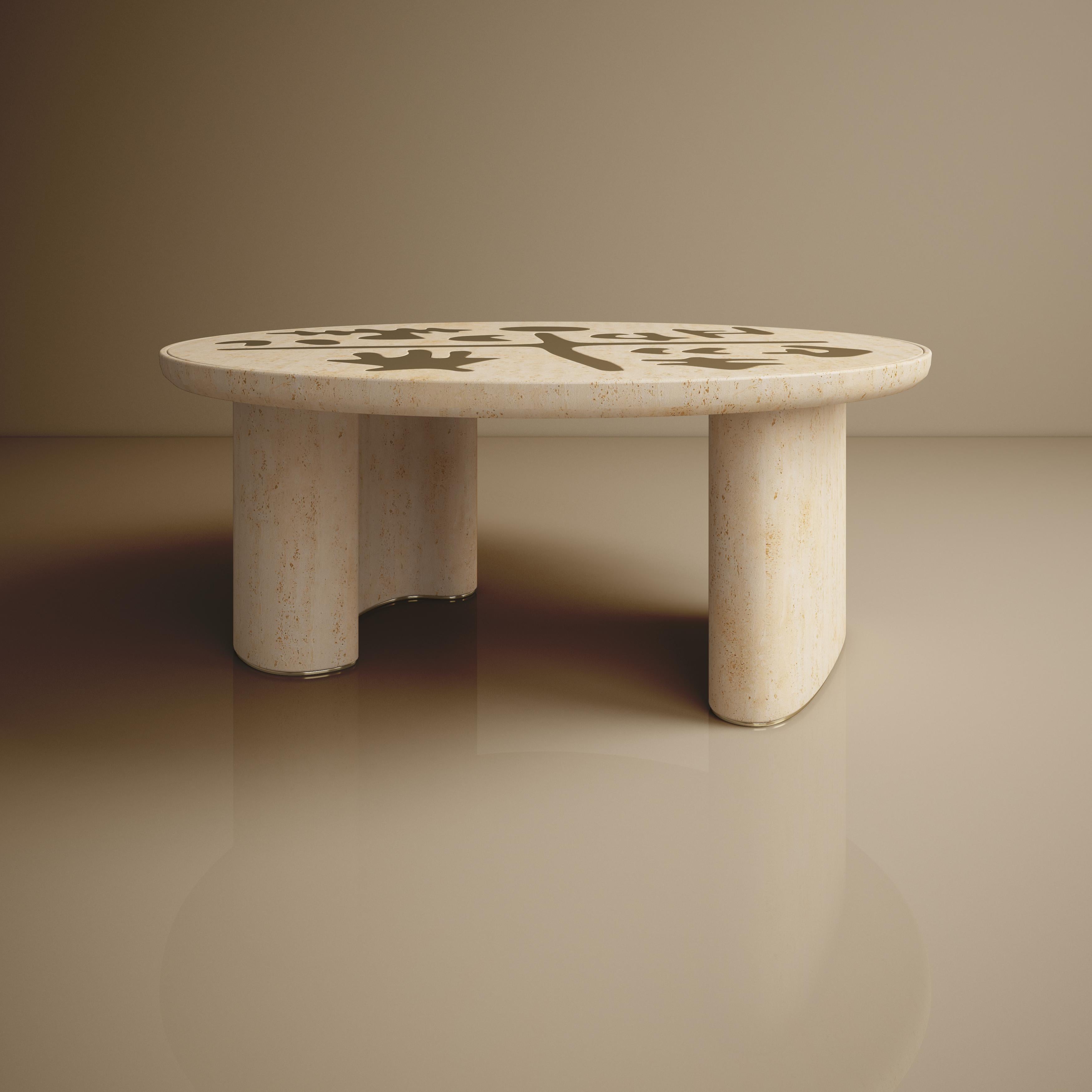 Moderne Table basse contemporaine en travertin romain et laiton en vente