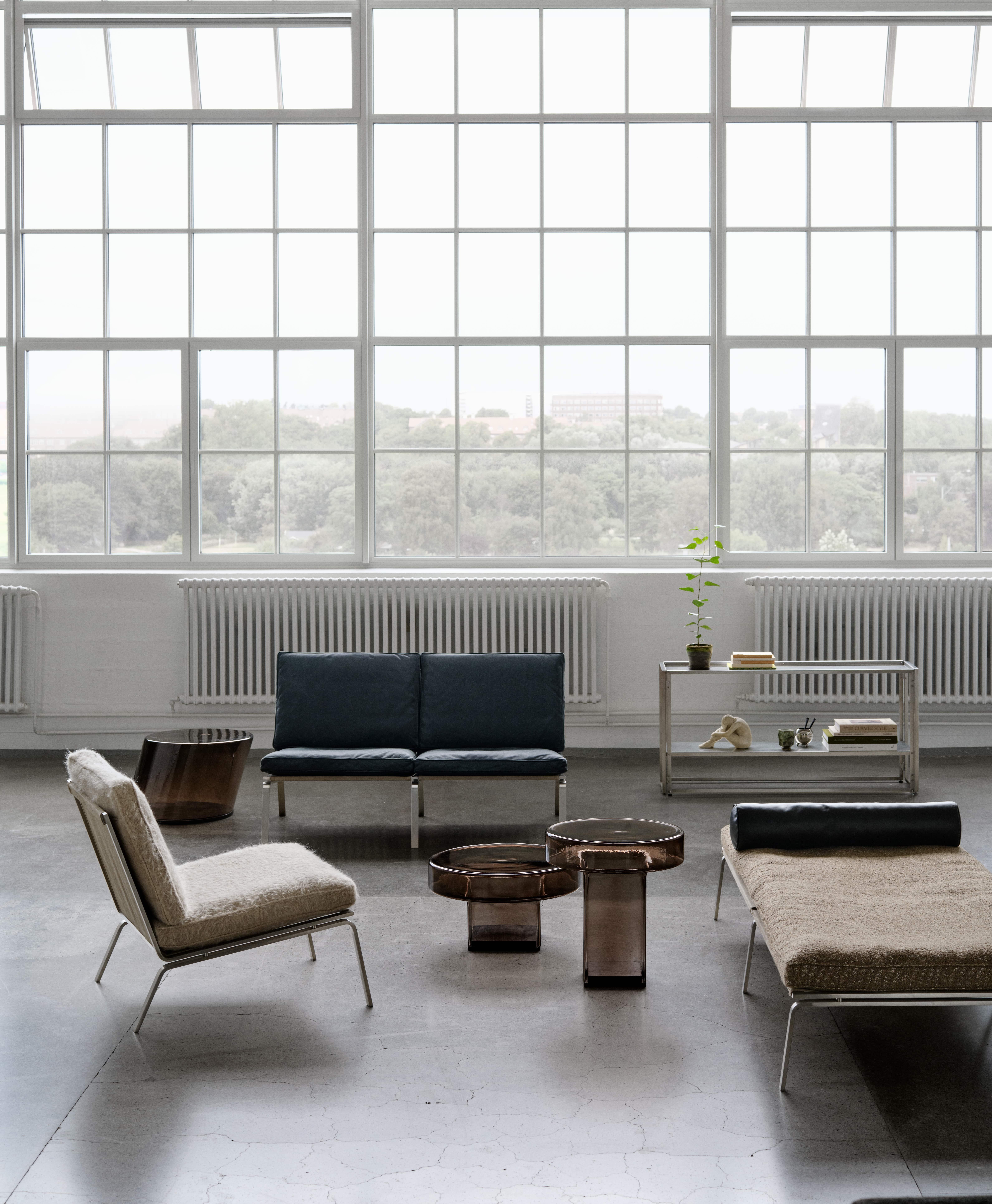 Verre brun Table basse contemporaine 'Naked' par Norr11, verre fumé en vente