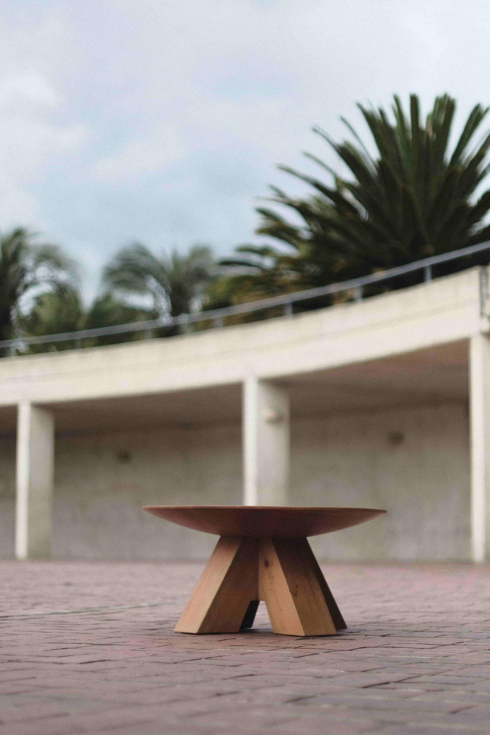 XXIe siècle et contemporain Table basse contemporaine 'Tenza 2' par Carmworks, personnalisable en vente