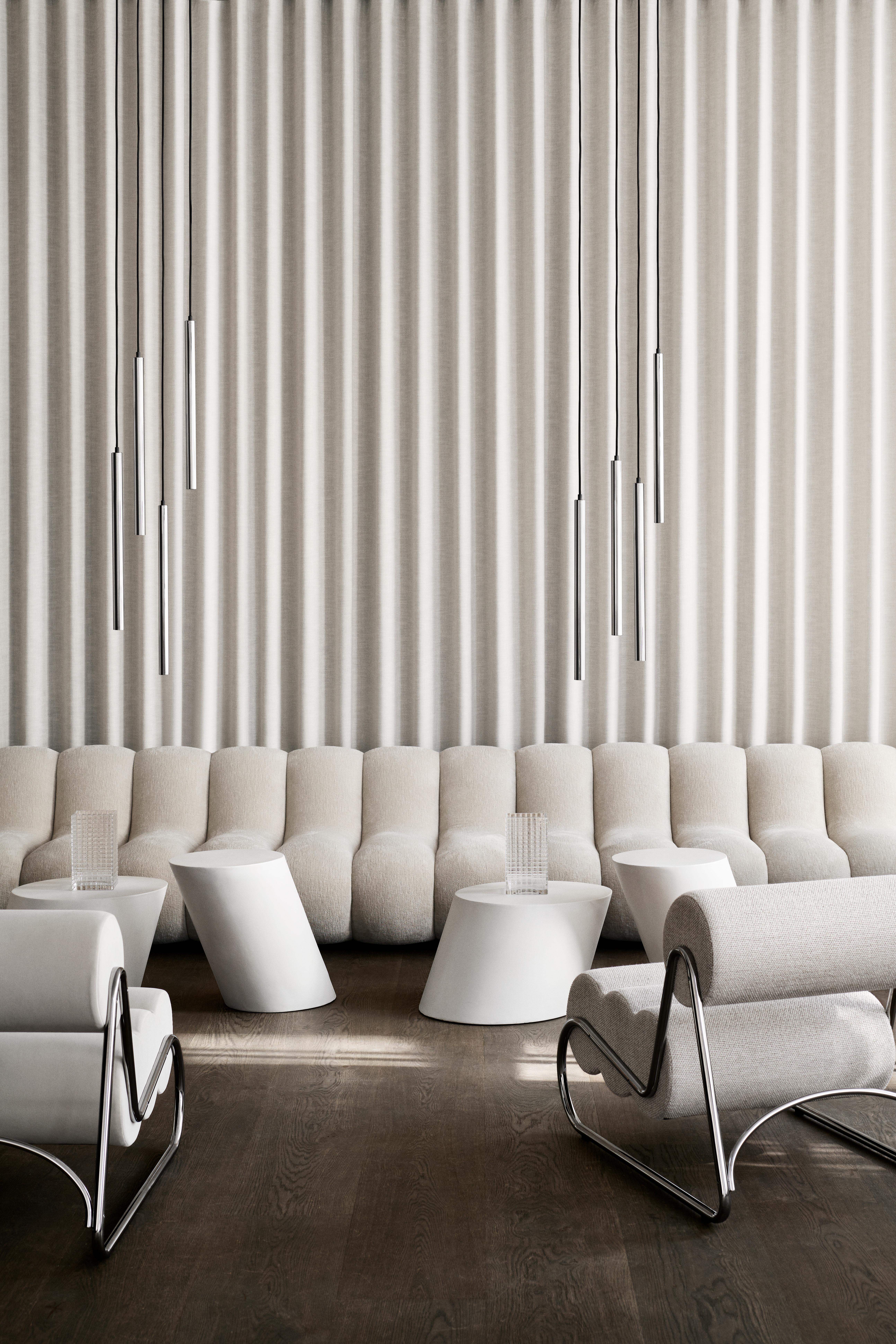 Contemporary Couchtisch 'Tilt' von Norr11, Chai (Dänisch) im Angebot