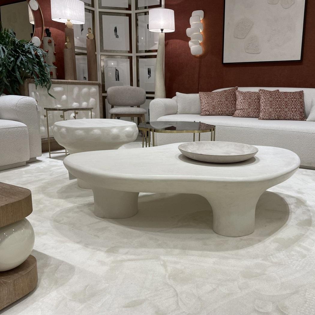 Moderno Contemporary Coffee Table with Amorphous Shape, Crafted from Wood with Plaster in vendita